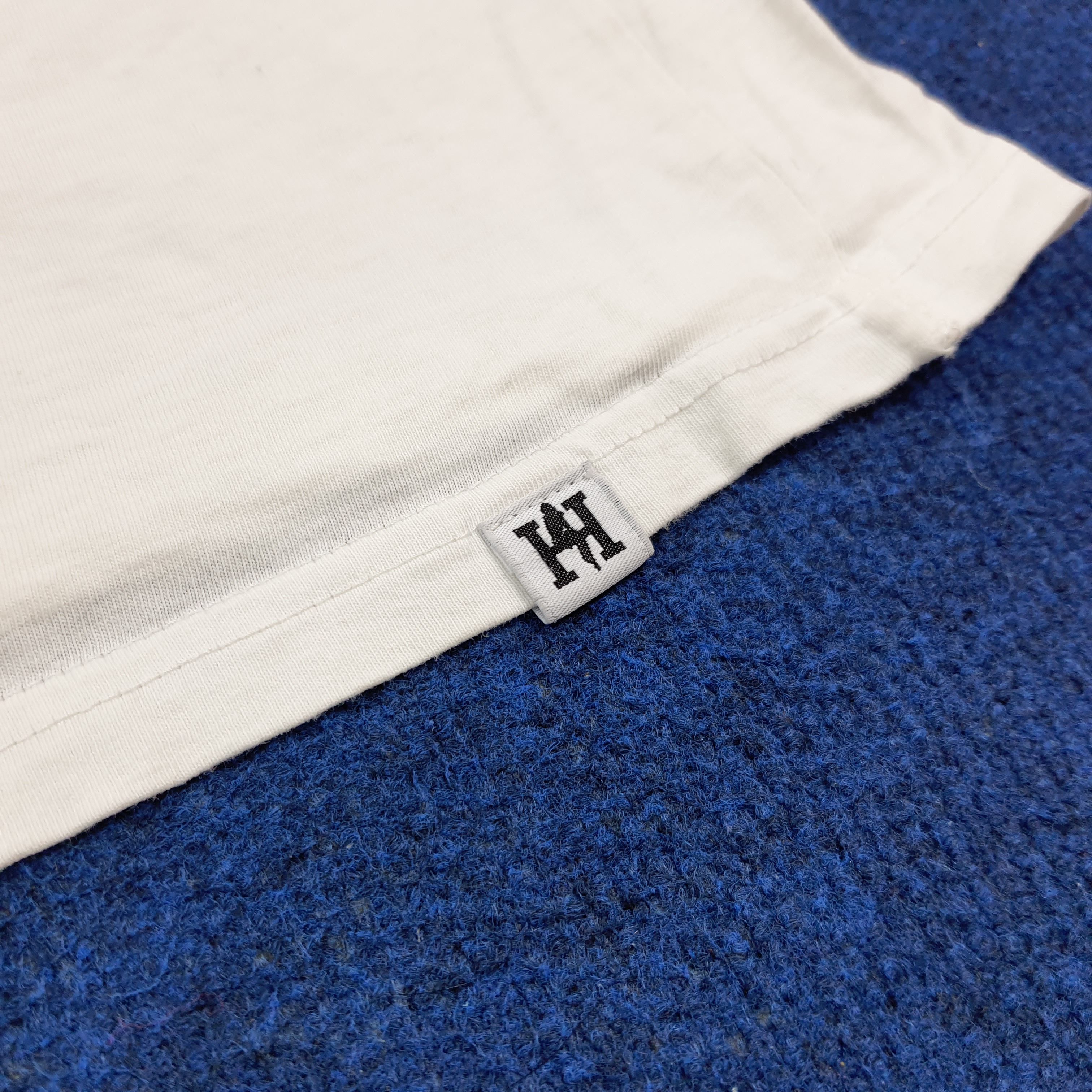 Hysteric Glamour Vintage Hysteric Glamour Japan Pocket Tee C301N48 Size US S / EU 44-46 / 1 - 3 Thumbnail