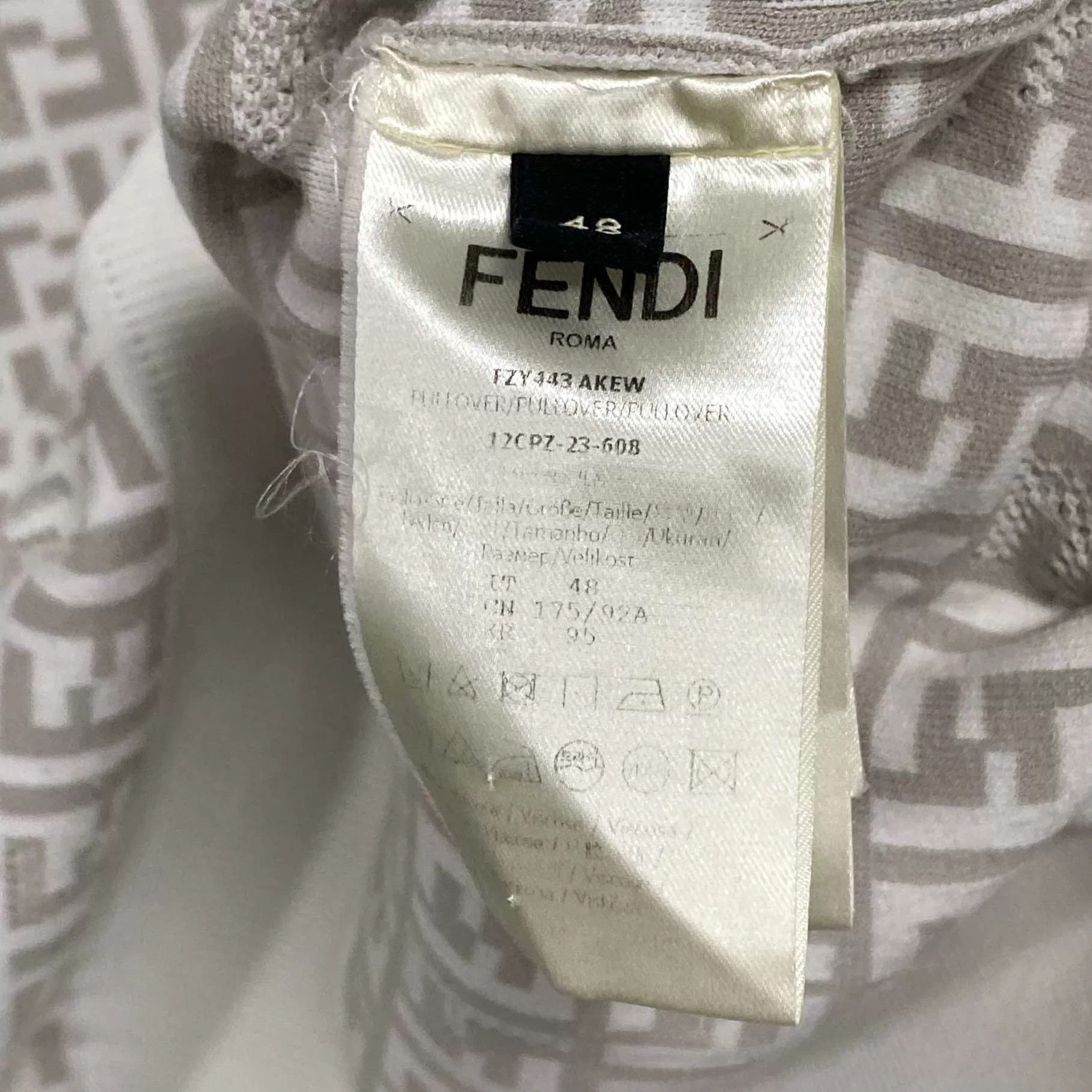 Fendi FENDI Men's White All Over Logo Short Sleeve T-Shirt 48 Size US M / EU 48-50 / 2 - 4 Thumbnail