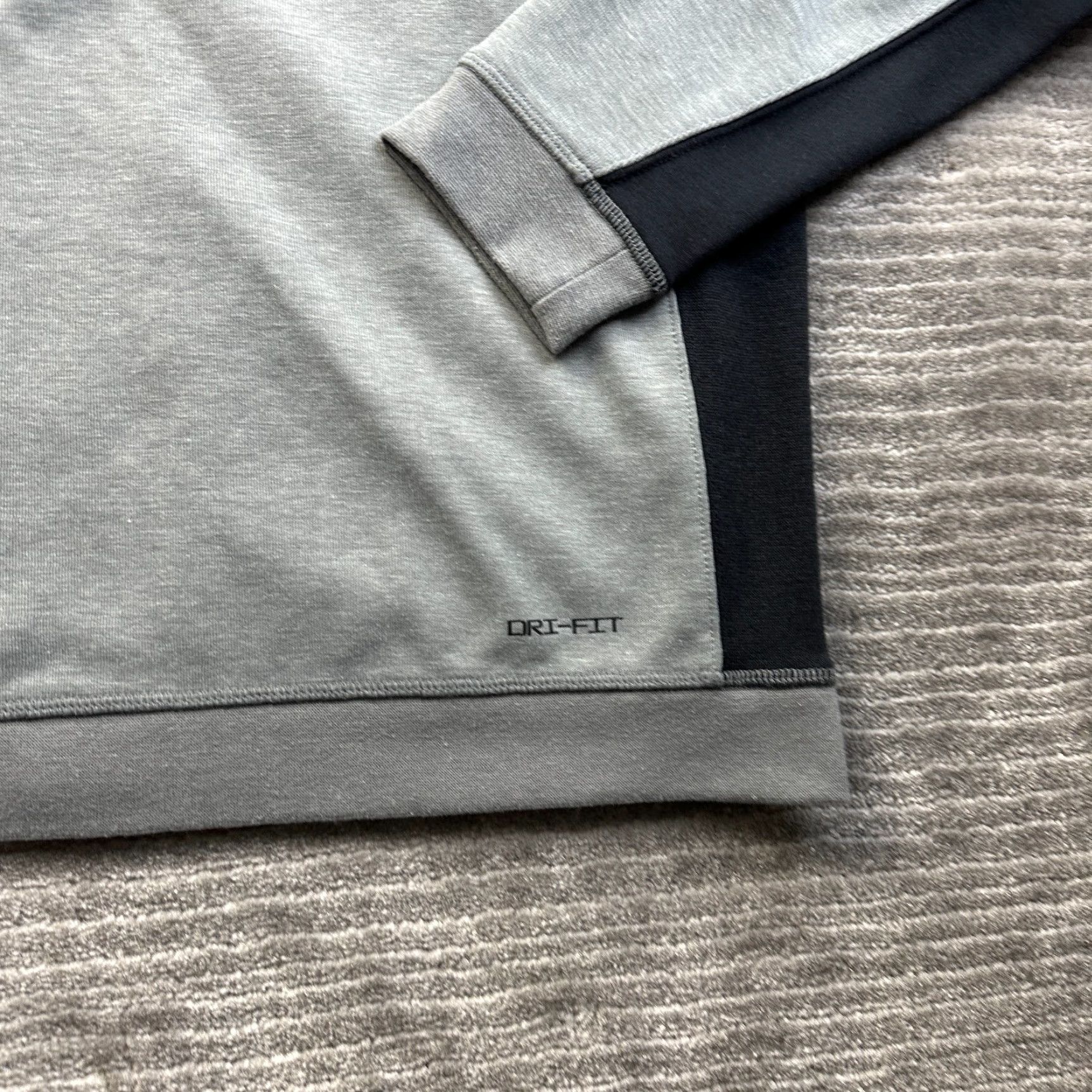 Jordan Brand Jordan Hoodie Mens Medium Gray Slim Fit Sweatshirt Jumpman Mock Neck Statement Size US M / EU 48-50 / 2 - 7 Thumbnail