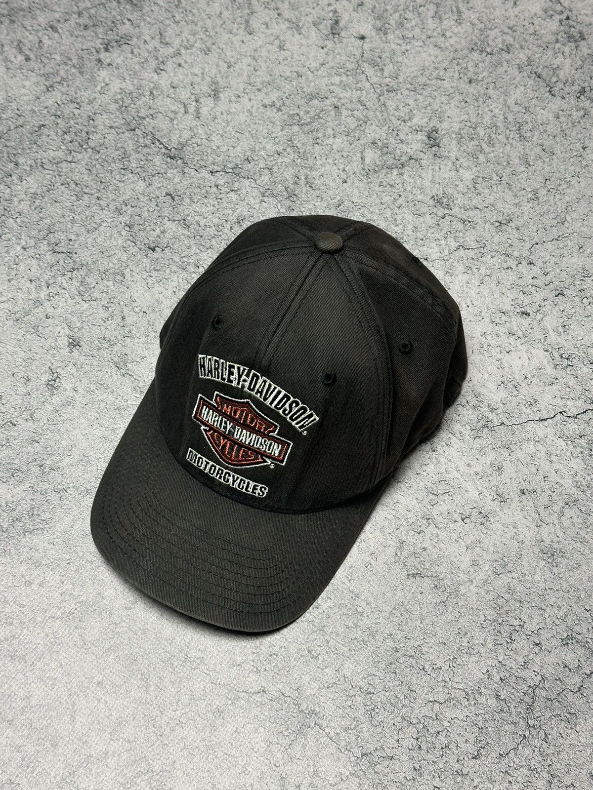 Vintage Vintage Harley Davidson Faded Flexfit Cap Size ONE SIZE - 7 Thumbnail