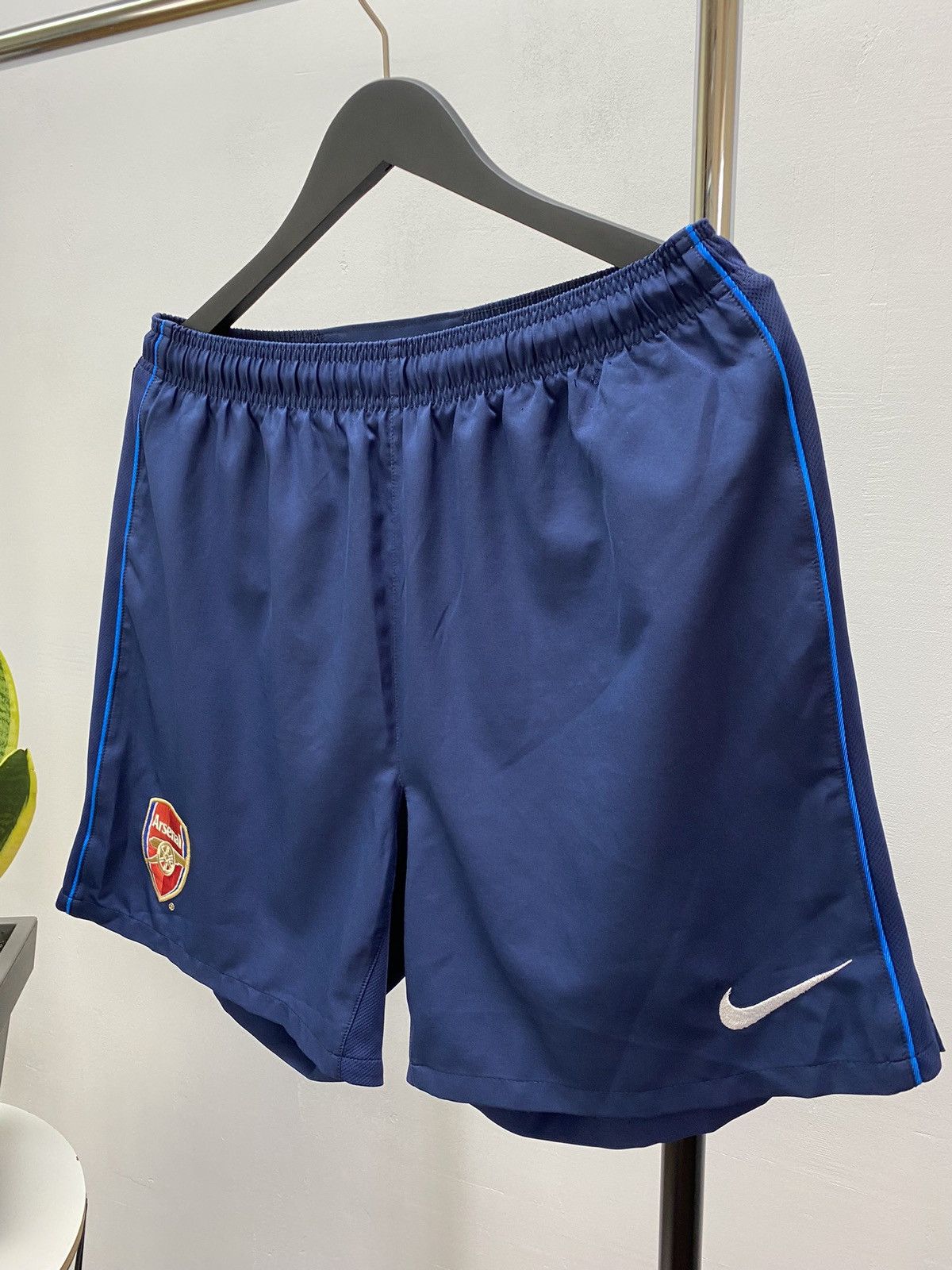 Nike × Vintage Nike Arsenal 2009 2010 Soccer Shorts Football Size US 32 / EU 48 - 2 Thumbnail