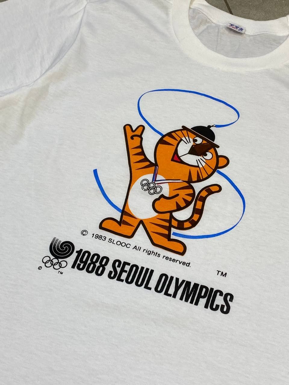 Other Vintage Olympics 1988 Seoul Korea Tiger Cat Mascot T-Shirt Size US M / EU 48-50 / 2 - 6 Thumbnail