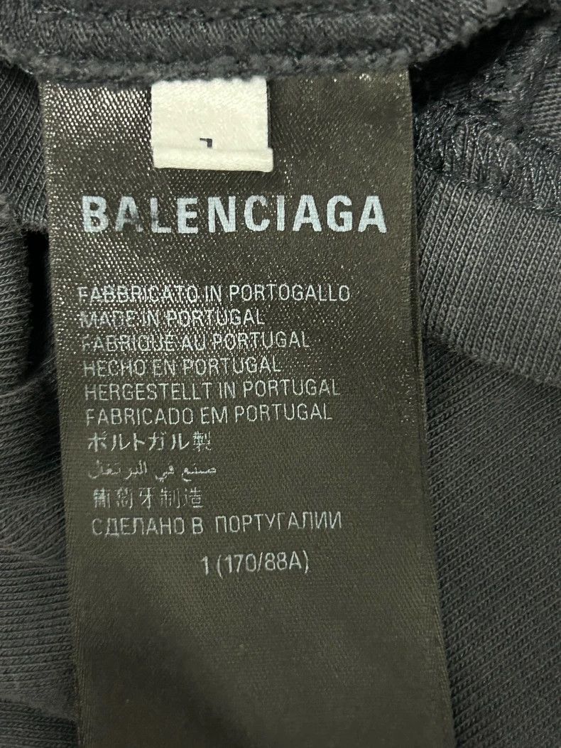 Balenciaga Balenciaga Short Sleeve T-shirt Size US S / EU 44-46 / 1 - 4 Thumbnail