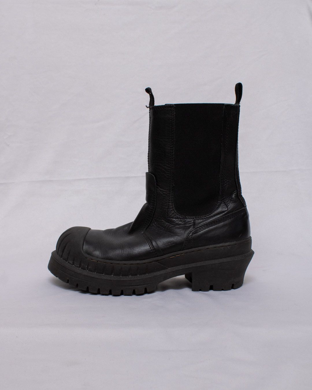 Acne Studios Acne Studios Chunky Leather Chelsea Boots Size US 8 / IT 38 - 2 Thumbnail