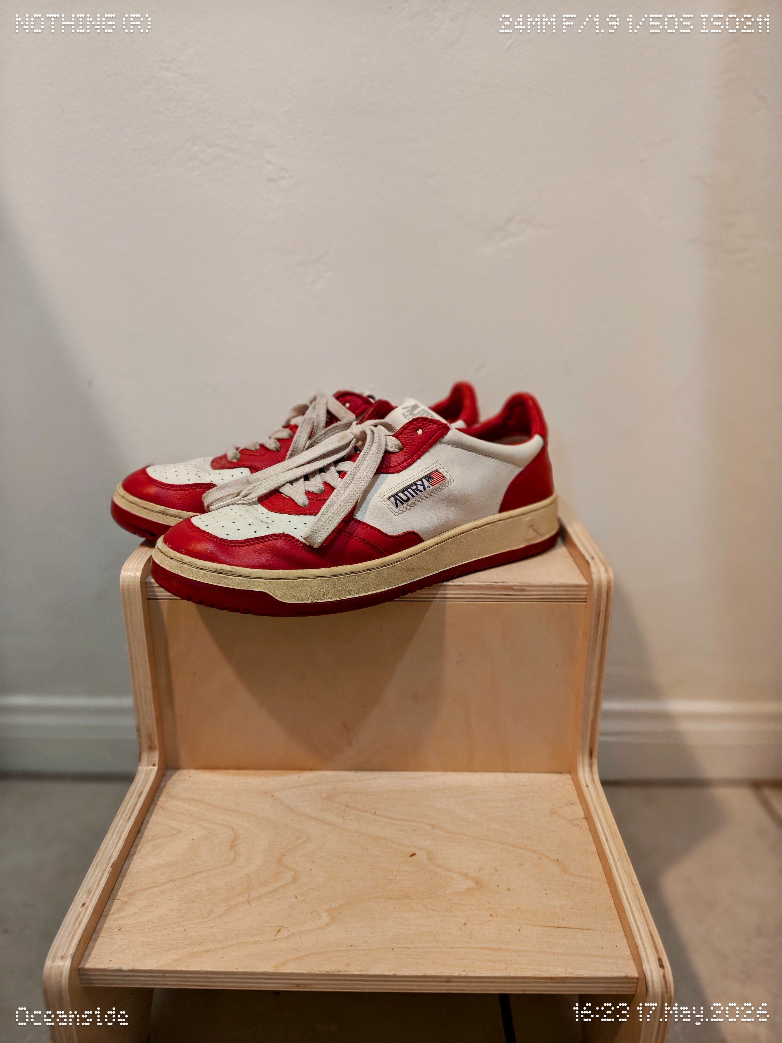 AUTRY Autry Medalist Low Red/White Size US 12 / EU 45 - 2 Thumbnail