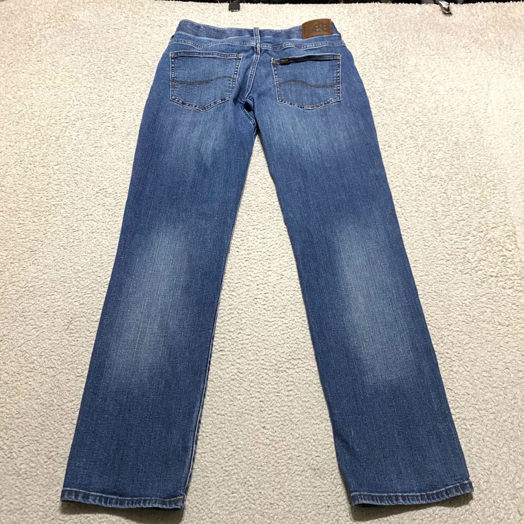 Lee Lee Jeans Mens 30x34 Blue Denim Extreme Motion Medium Wash Straight Mid Rise Size US 30 / EU 46 - 2 Thumbnail