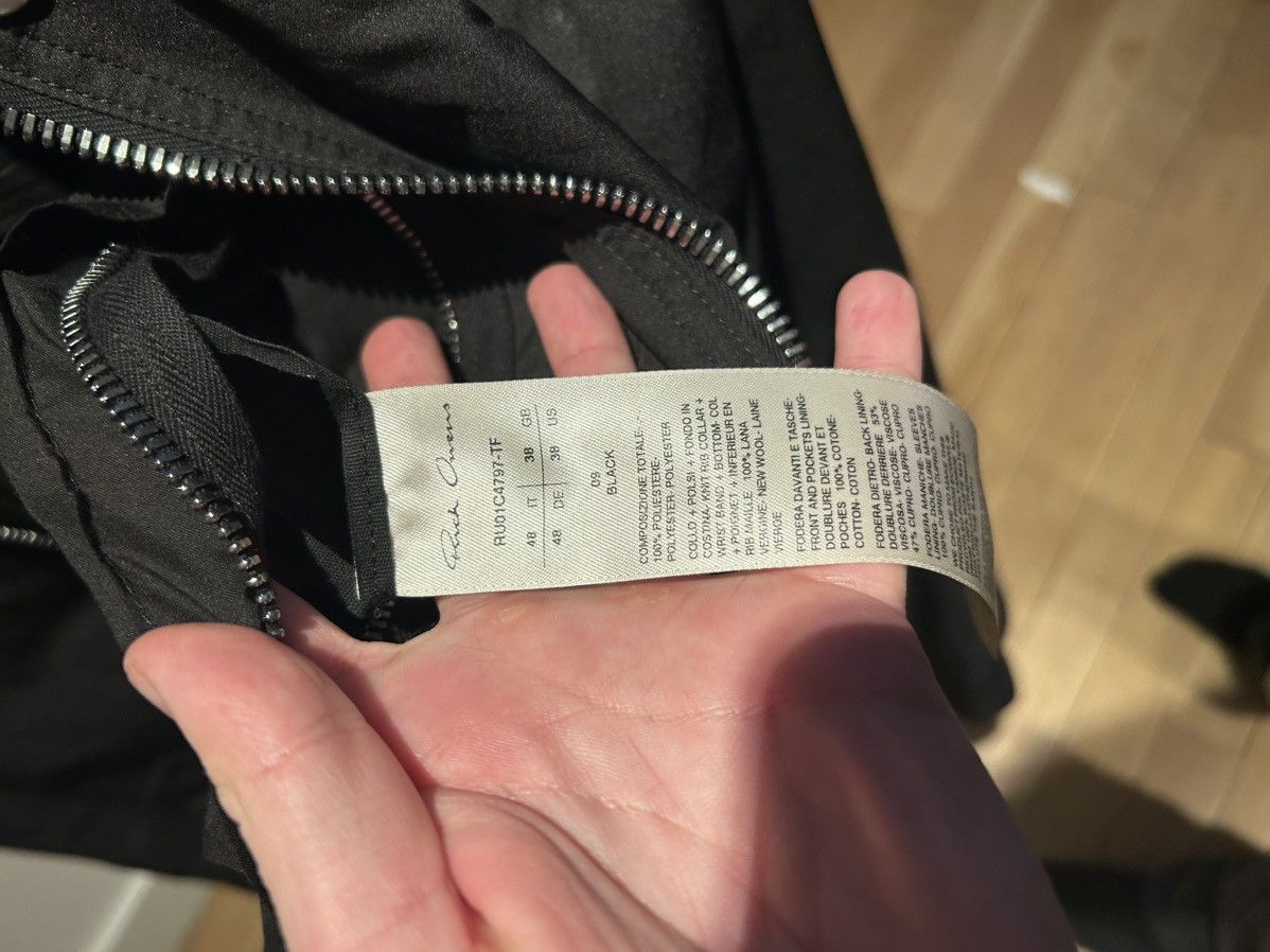 Rick Owens AW22 Geometric Cropped Bomber Size US M / EU 48-50 / 2 - 3 Thumbnail