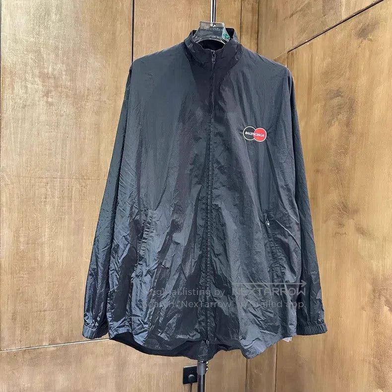 Balenciaga Balenciaga Black Mastercard Windbreaker Jacket Size US S / EU 44-46 / 1 - 1 Thumbnail