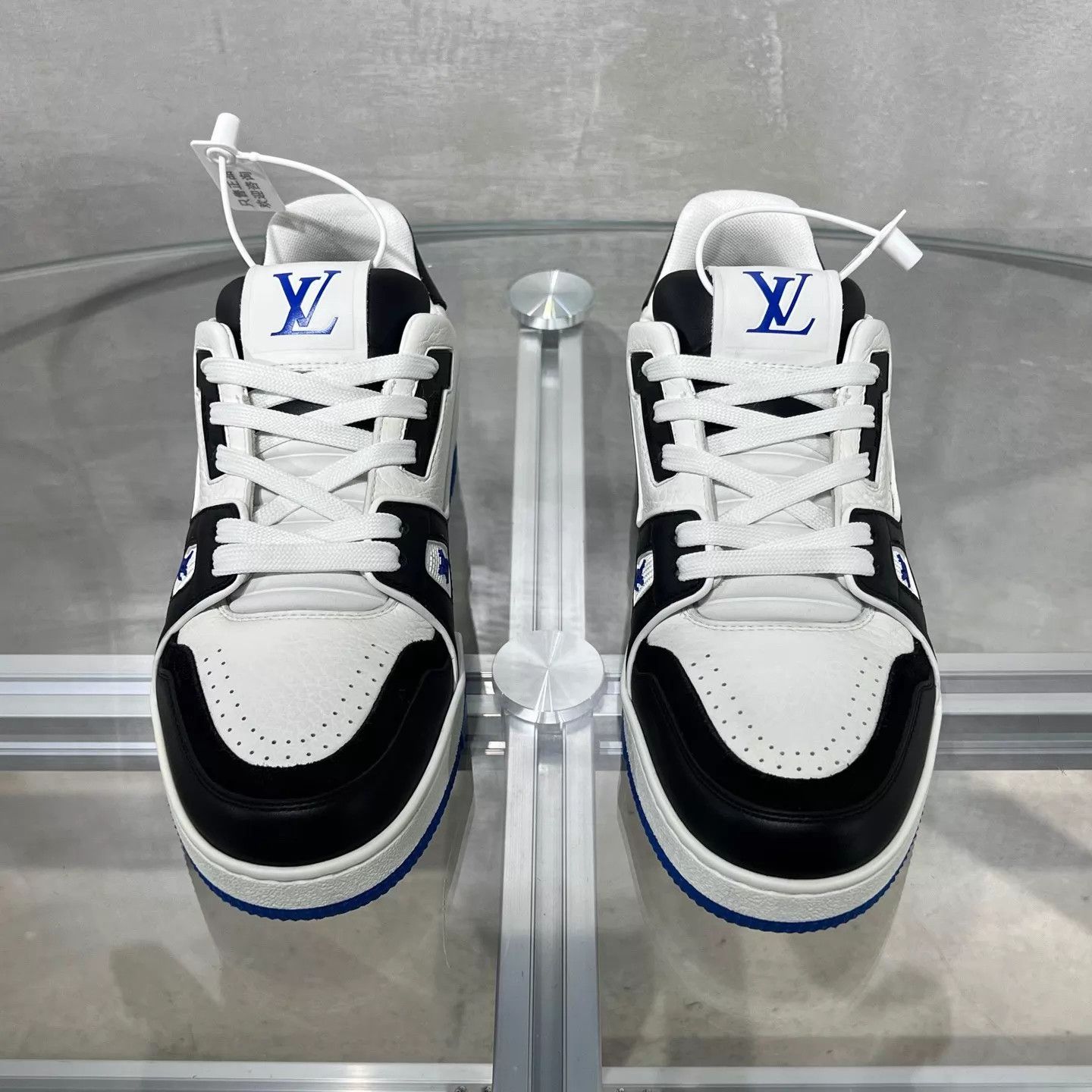 Louis Vuitton LV Trainer Fragment Design 2.0 UK3 37 Size US 5.5 / IT 35.5 - 1 Thumbnail