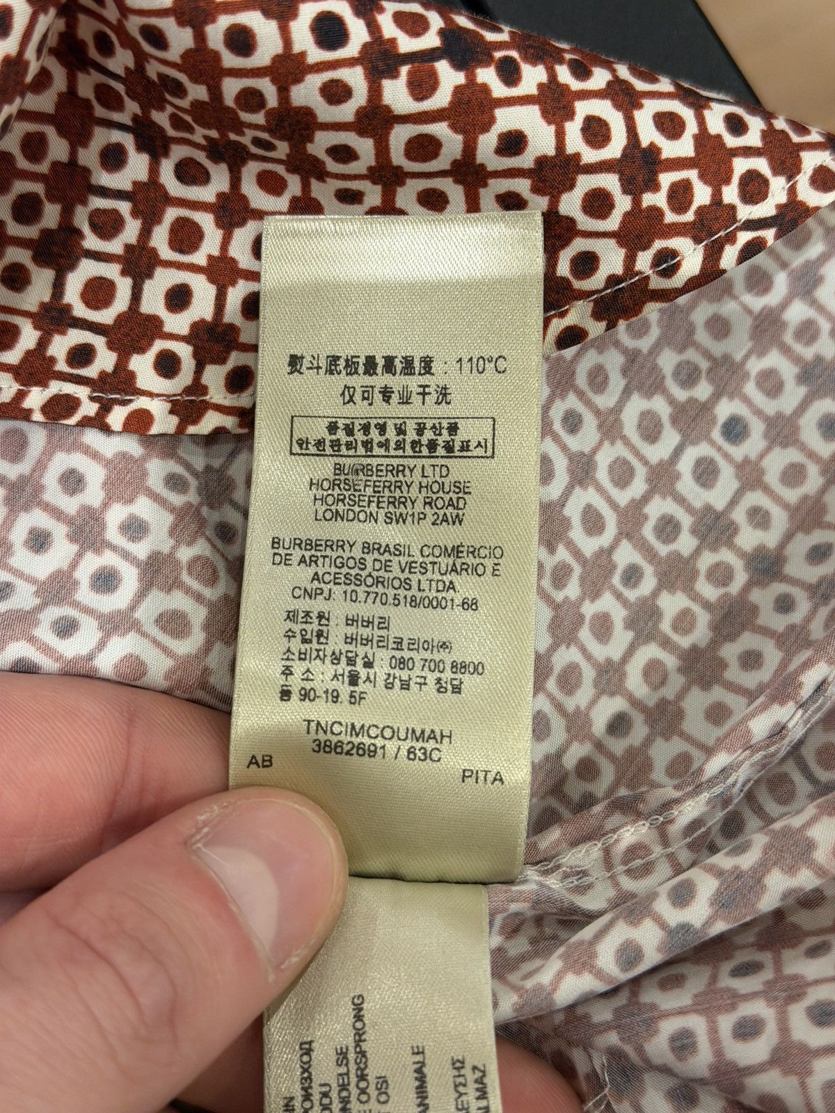 Burberry Burberry London Button Up Shirt - Red Size US XL / EU 56 / 4 - 8 Thumbnail