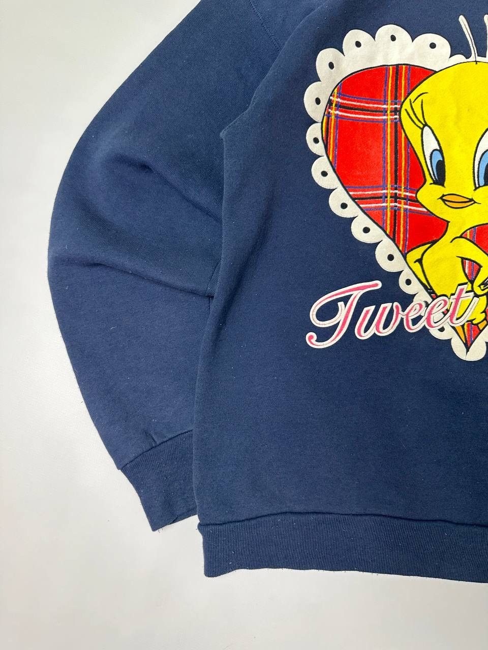 Vintage Vintage 1996’s Looney Tunes Tweet Heart Baggy Boxy Fit Size US M / EU 48-50 / 2 - 2 Thumbnail