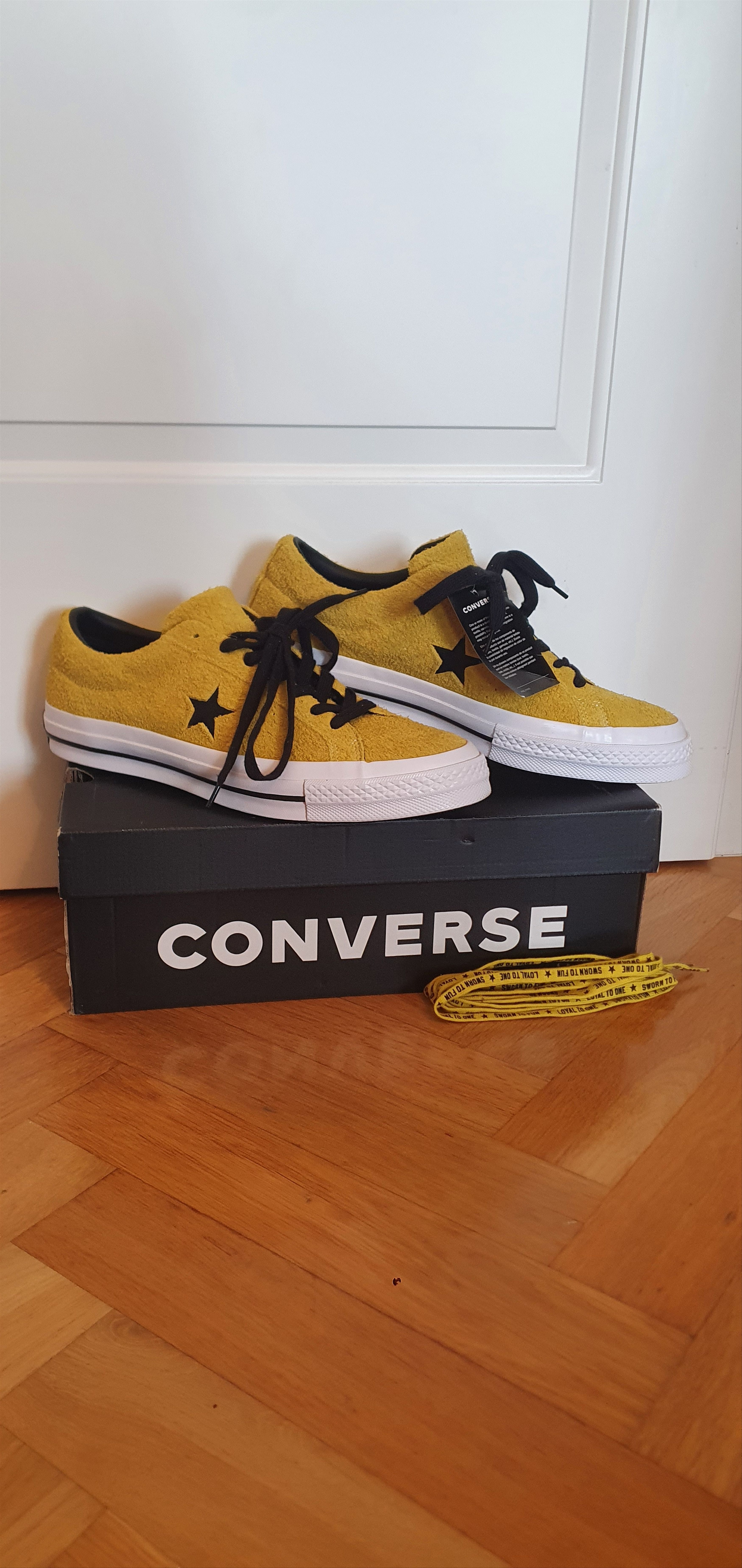 Converse 45 Years of One Star OX Limited Edition Converse Size US 13 / EU 46 - 1 Thumbnail