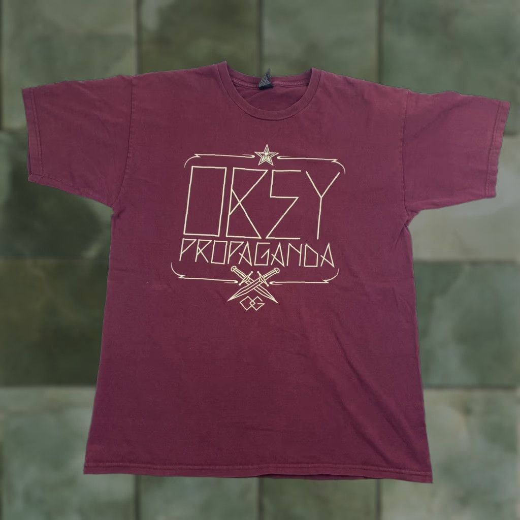 Obey VINTAGE Obey Propaganda T Shirt Adult Large Red Y2K 2000s Streetwear Art Design Mens L Red Y2K Art Streetwear Propaganda Obey Shirt Size US L / EU 52-54 / 3 - 1 Thumbnail