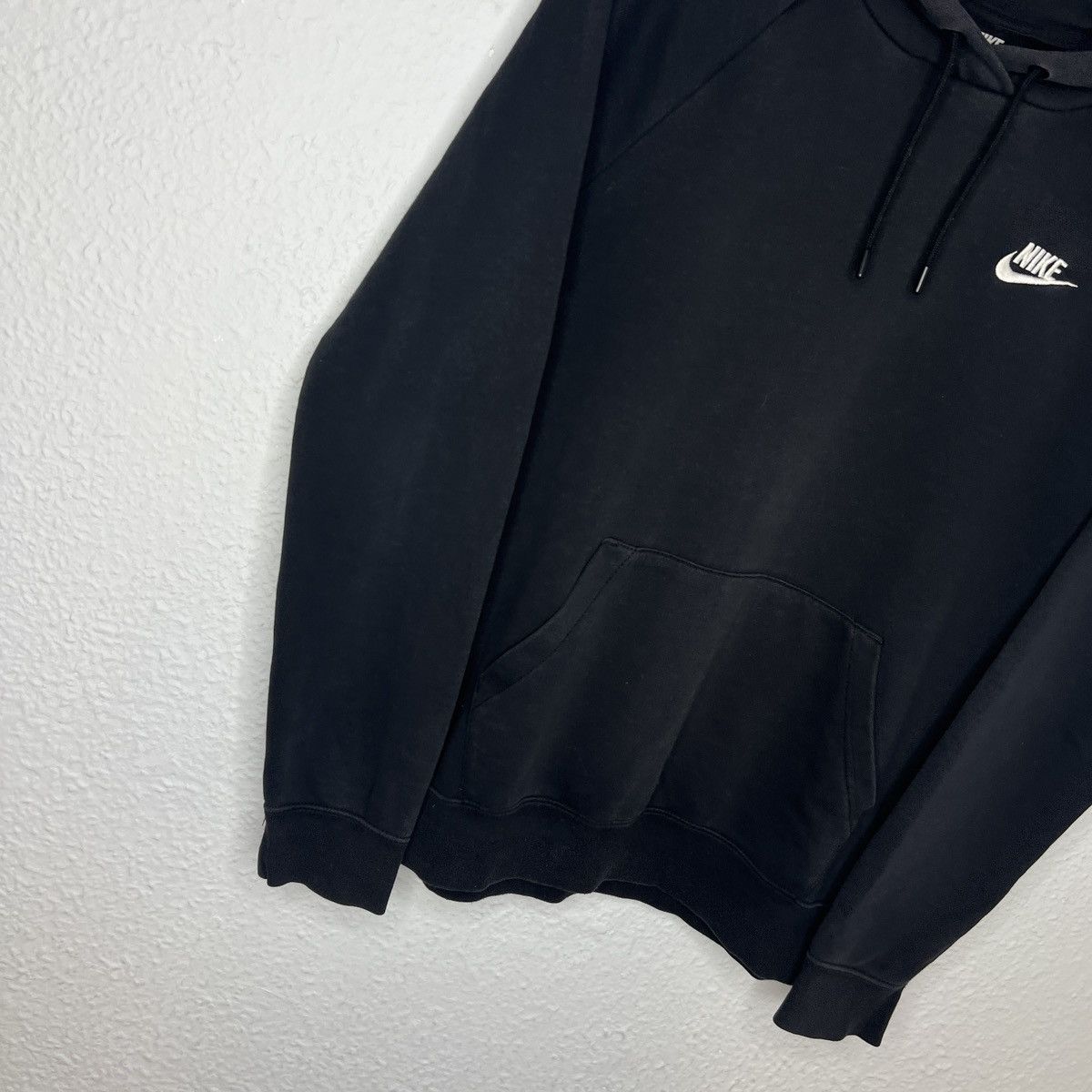 Nike Vintage Nike Hoodie Black Logo Swoosh Boxy 90s Y2K Size US M / EU 48-50 / 2 - 2 Thumbnail