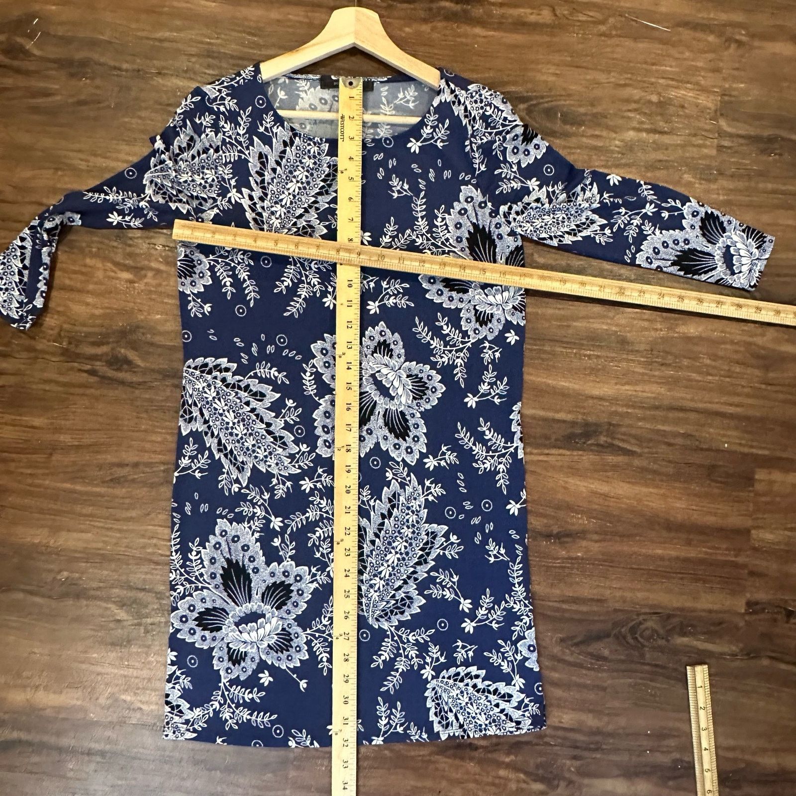 Bcbgmaxazria BCBGMaxAzria Blue Noely Shift Dress XS White Black Floral Size XS / US 0-2 / IT 36-38 - 9 Thumbnail