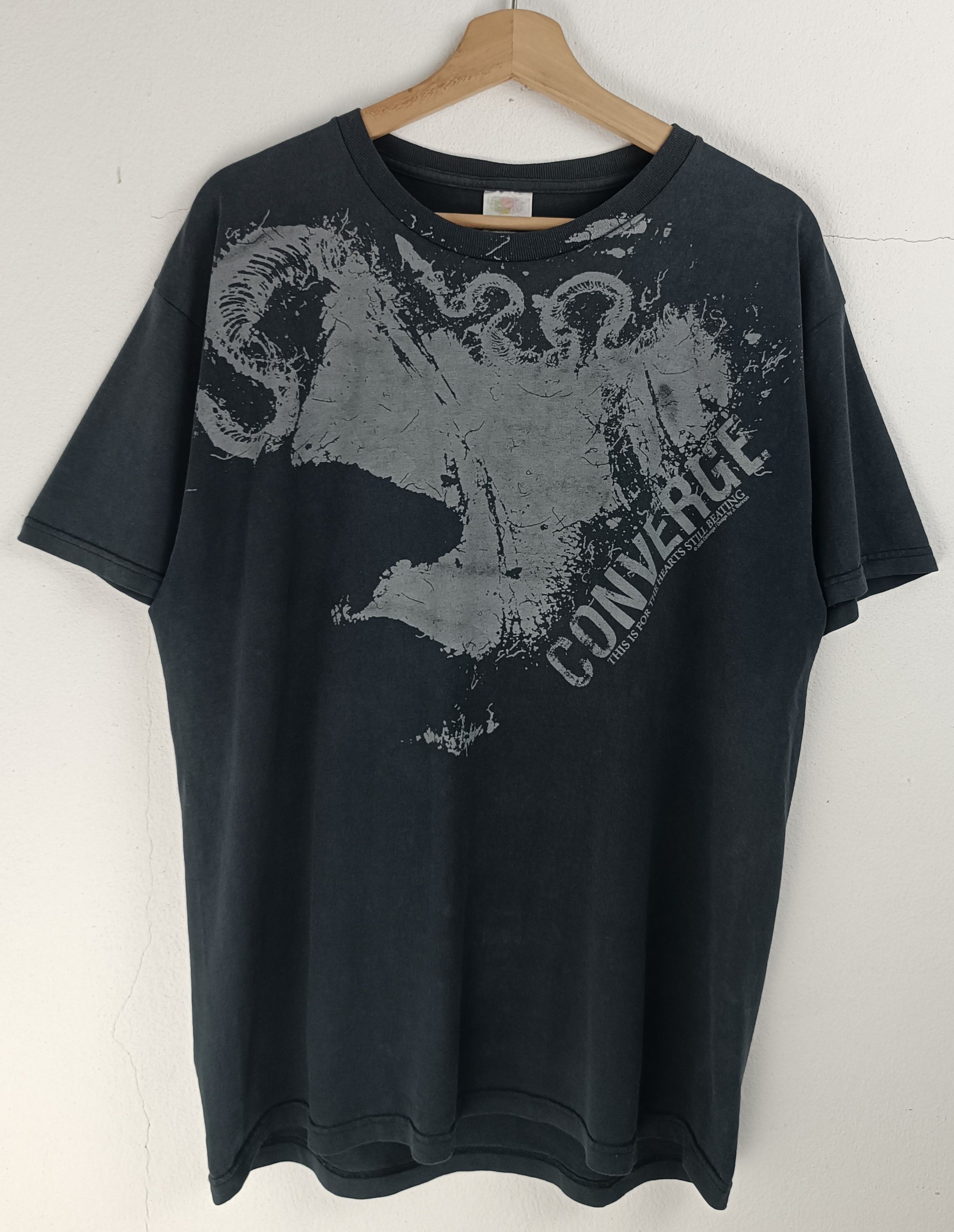Band Tees VINTAGE 2005 CONVERGE FADED VERY RARE TEE BOTCH CAVE IN Size US L / EU 52-54 / 3 - 4 Thumbnail