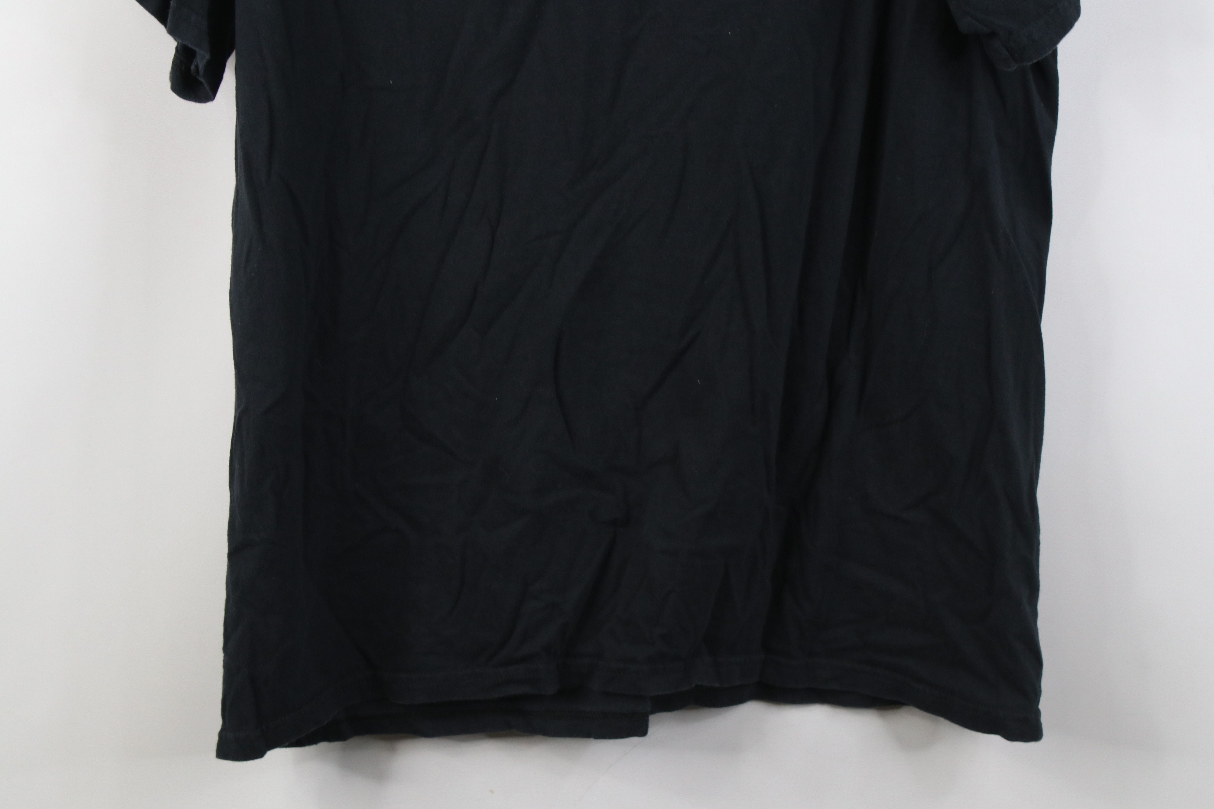 Vintage Vintage 90s Y2K Streetwear Spade Poker Dice T-Shirt Black Size US L / EU 52-54 / 3 - 12 Thumbnail