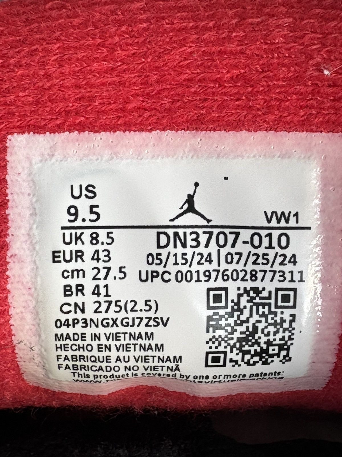 Jordan Brand Air Jordan 3 Retro OG“Black Cement”(2024)*PRE-OWNED*REP. BOX Size US 9.5 / EU 42-43 - 7 Thumbnail