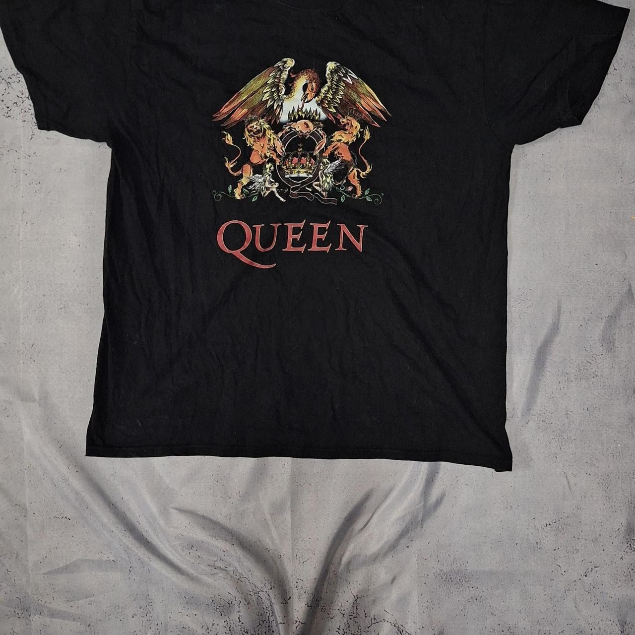 Other Black and red Queen band tee #rockmusic Size US L / EU 52-54 / 3 - 1 Thumbnail
