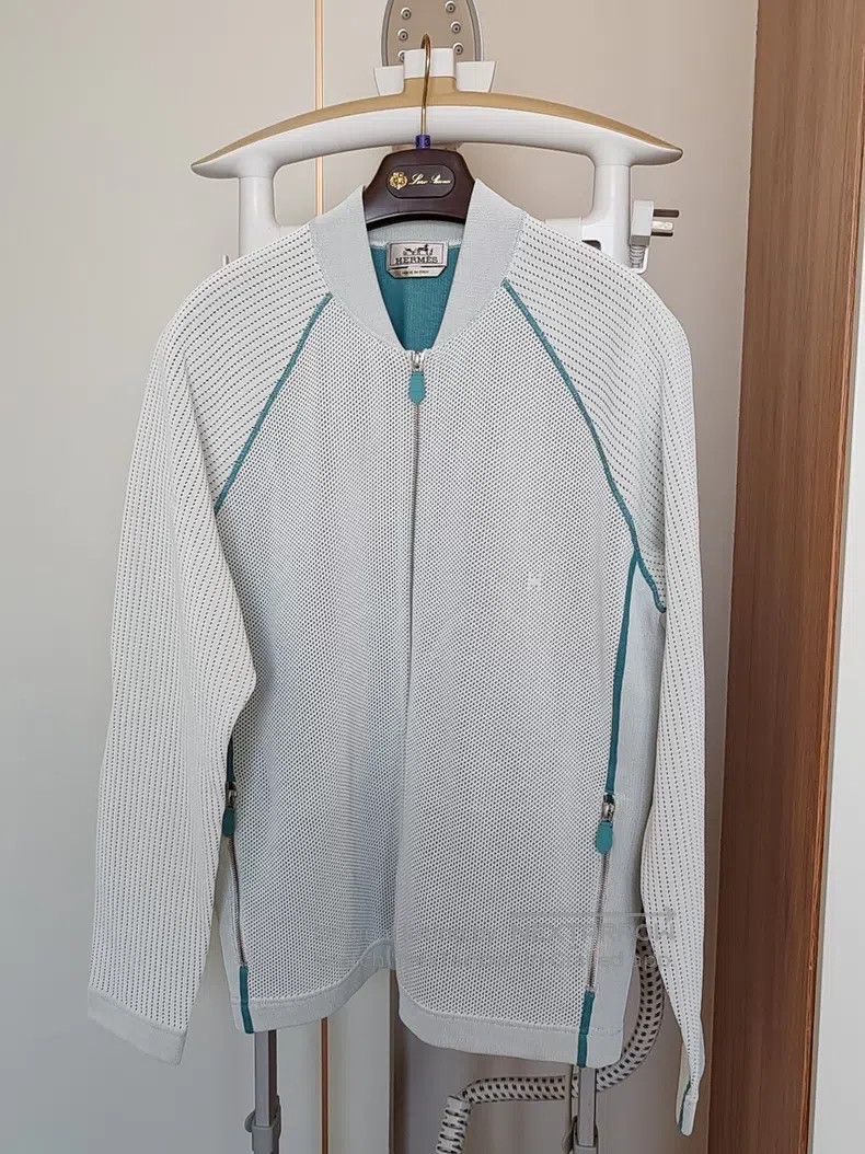 Hermes Hermes Light blue mesh knit with green trim color block ja Size US M / EU 48-50 / 2 - 1 Thumbnail