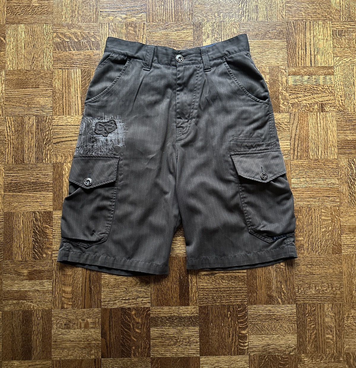 Fox Racing × Vintage Vintage Y2K Fox Racing Embroidered Pinstripe Shorts Size US 30 / EU 46 - 1 Thumbnail