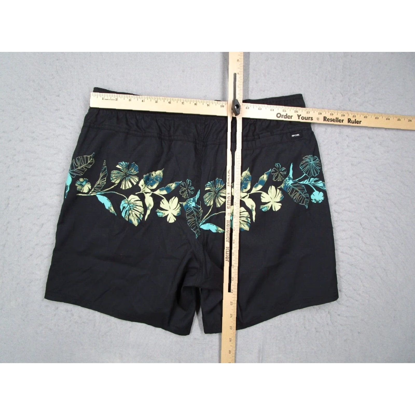 Rip Curl RIP CURL Board Shorts Mens Large Black Floral Lay Days 6" Lined Surf Swim Trunks Size US 33 - 6 Thumbnail