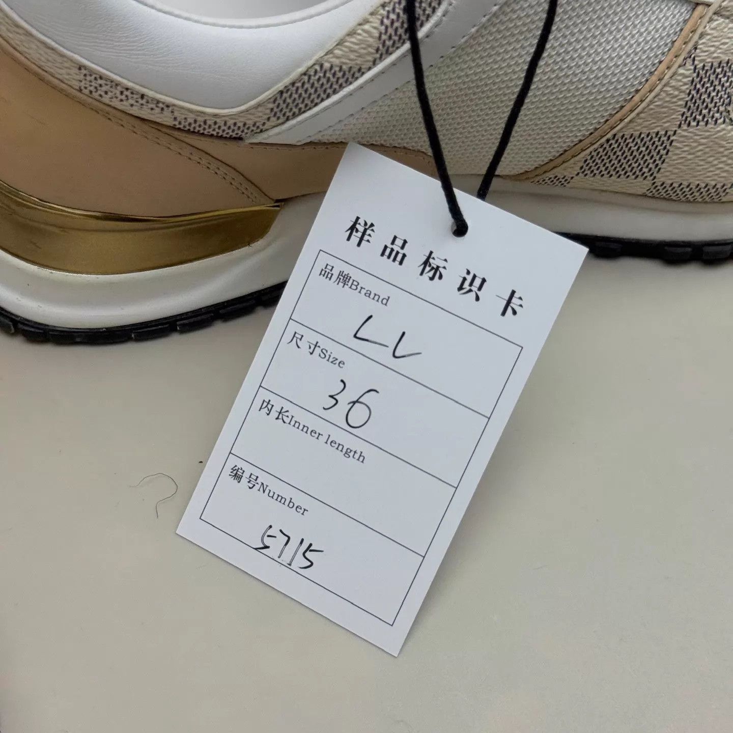 Louis Vuitton LV Runaway White Orange Monogram Sneaker 36 95 New Size US 5.5 / IT 35.5 - 8 Thumbnail