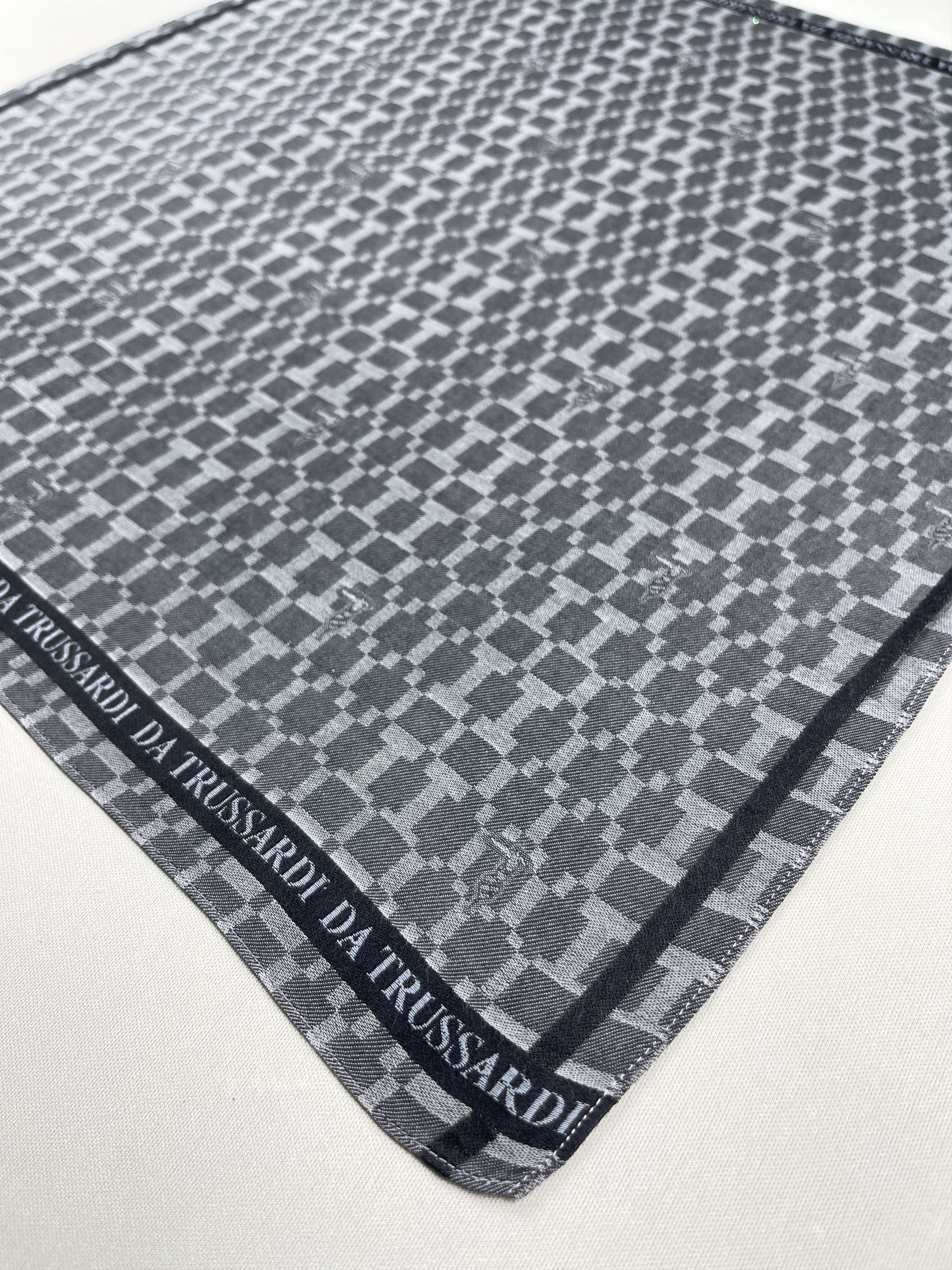 Trussardi Vintage Trussardi Handkerchief Pocket Square Bandana HM0057 Size ONE SIZE - 4 Thumbnail