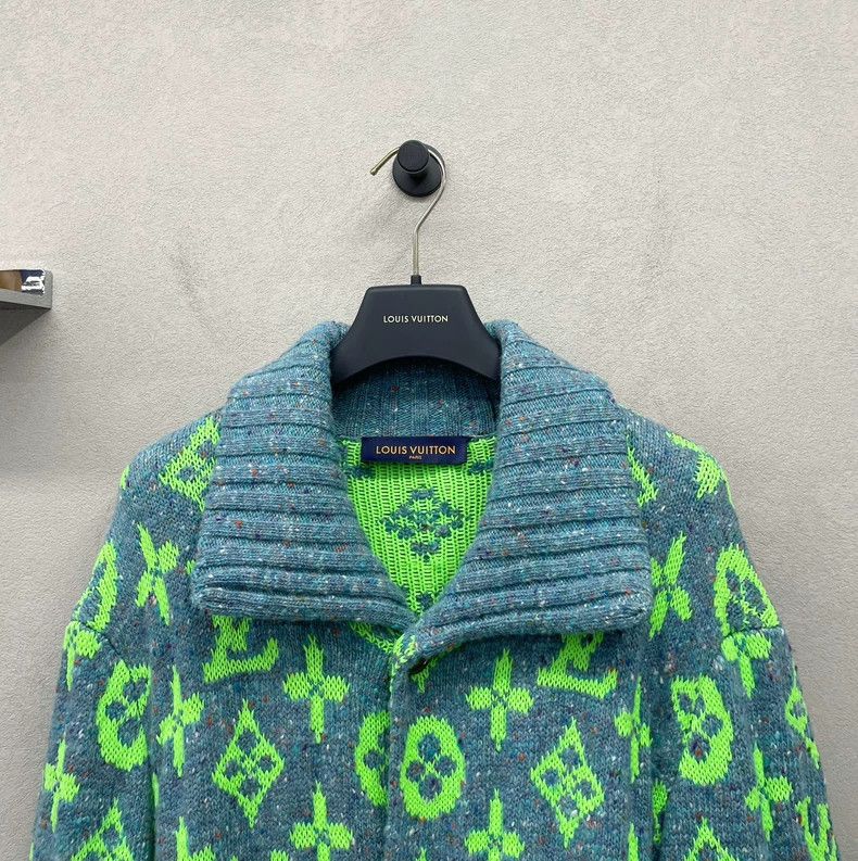 Louis Vuitton Louis Vuitton Year of the Tiger Limited Turquoise Cardigan Size US XXL / EU 58 / 5 - 4 Thumbnail