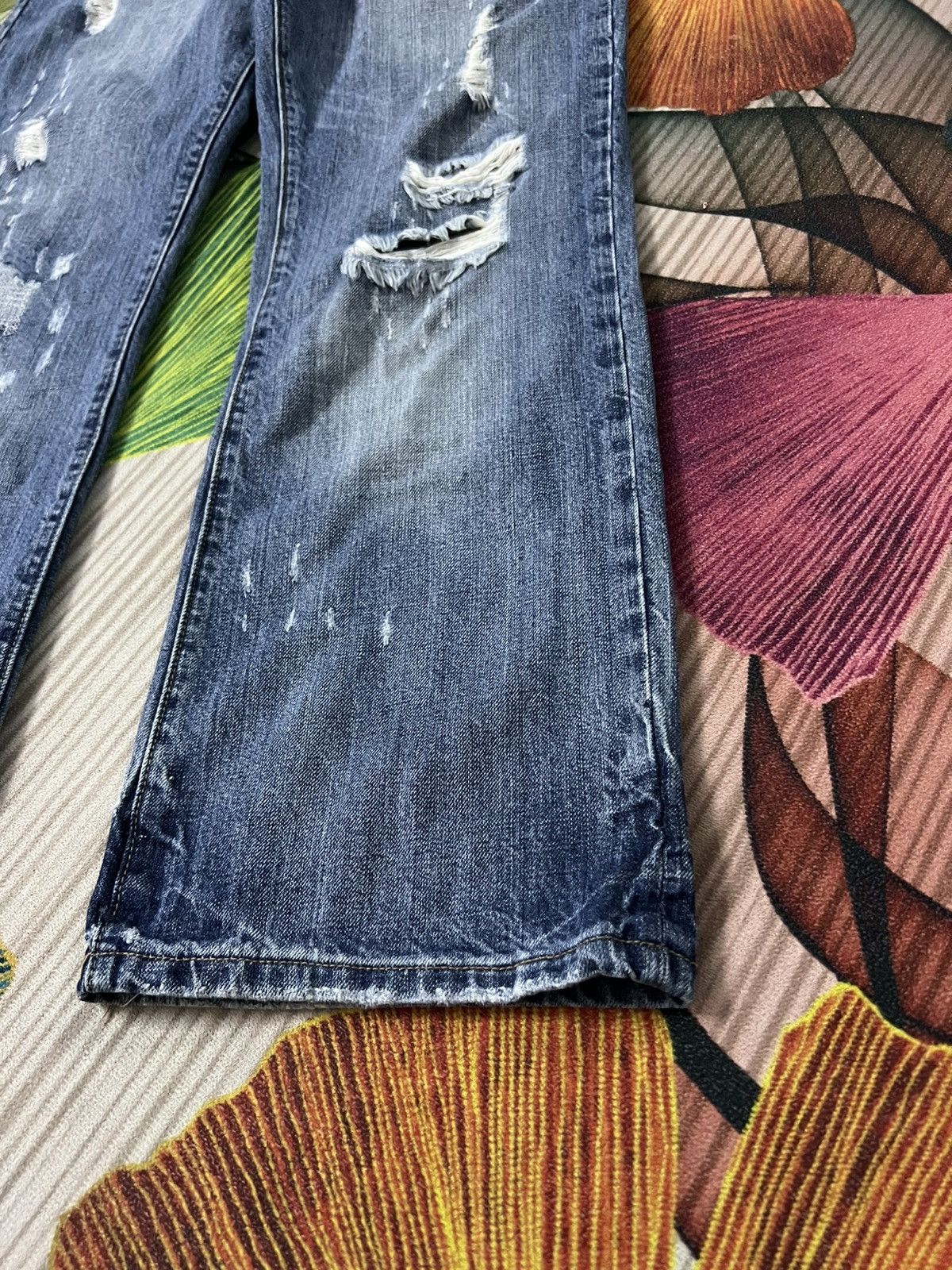Abercrombie & Fitch 💥Flare💥Abercrombie & Fitch Distressed Faded Jean Size US 33 - 8 Thumbnail