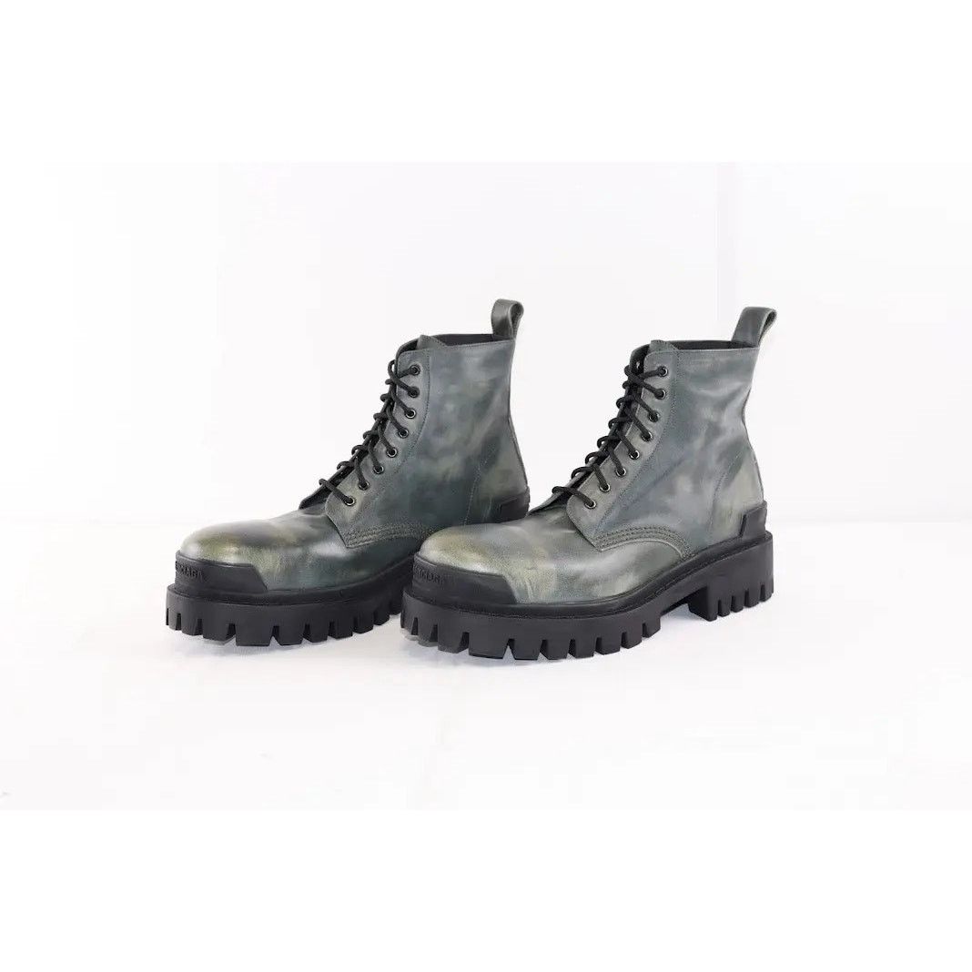 Balenciaga o1rshd1 Worn-Out Effect Leather Strike Bootie L20 in Khaki Size US 10 / EU 43 - 5 Thumbnail