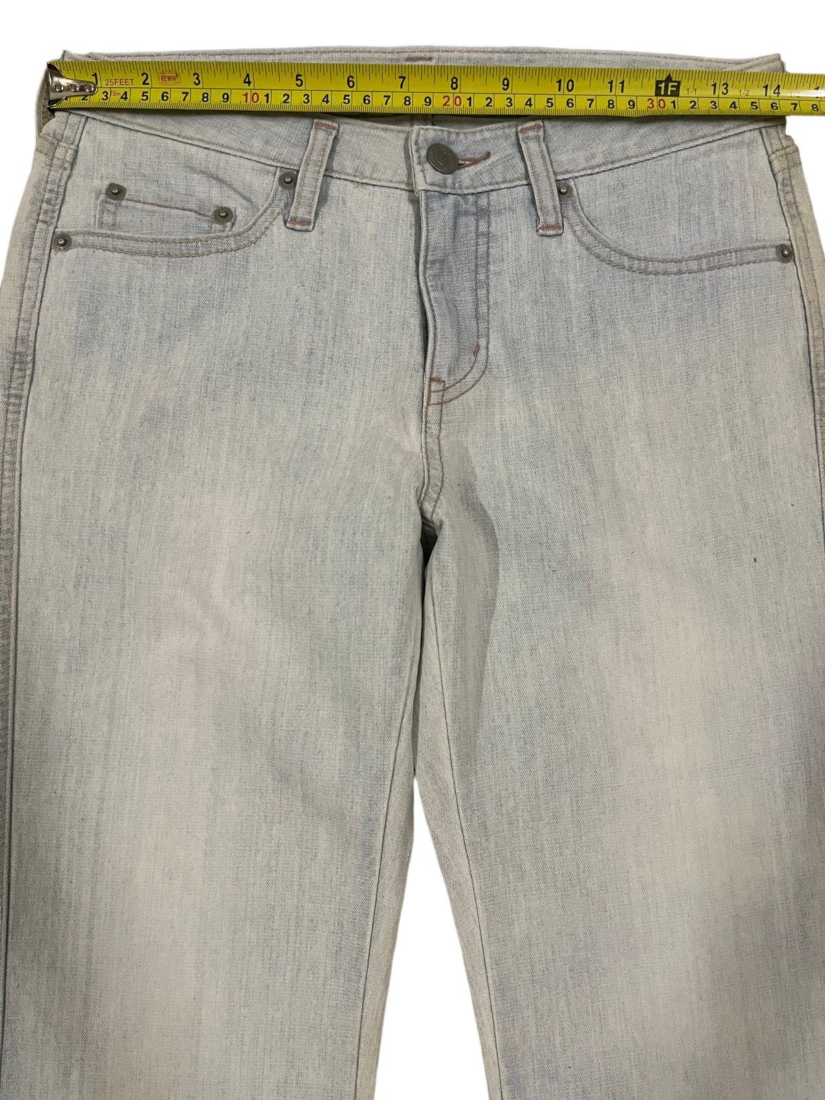 Uniqlo Vintage Japanese Uniqlo Light Blue Wash Flare Jeans Size 28" / US 6 / IT 42 - 9 Thumbnail