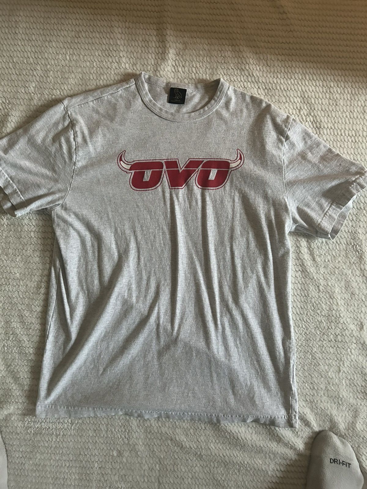 NBA × October's Very Own OVO X NBA Chicago bulls shirt Size US M / EU 48-50 / 2 - 1 Thumbnail