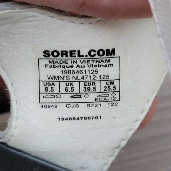 SOREL Sorel Roaming White Leather Hook and Loop Multi Strappy Plat Size US 8.5 / IT 38.5 - 8 Thumbnail