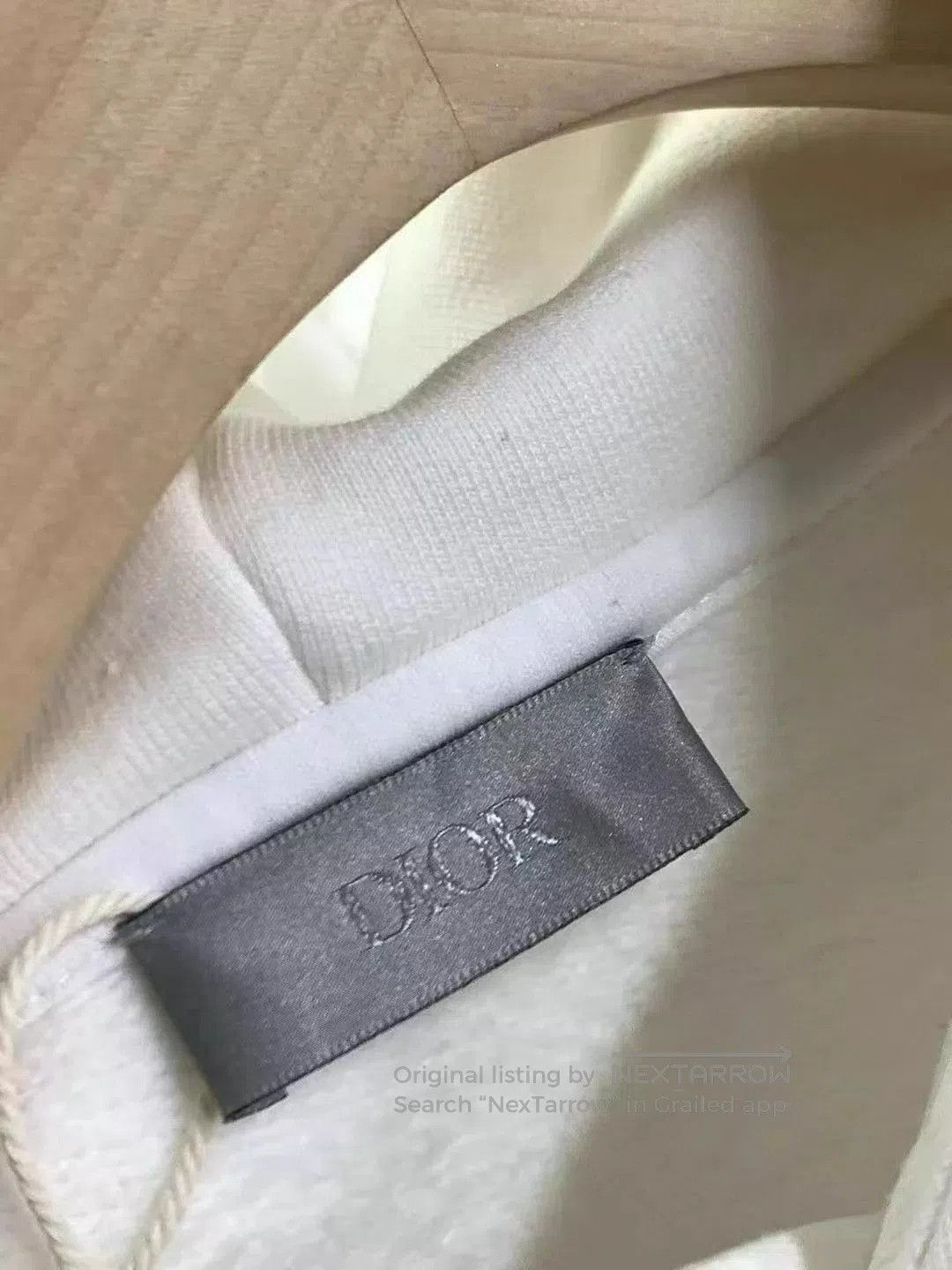 Dior White Graphic Print Hoodie with Drawstring (XS). Size US XS / EU 42 / 0 - 4 Thumbnail