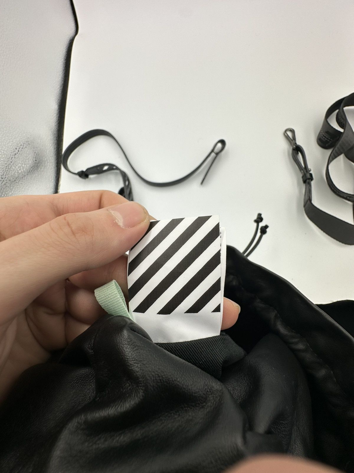 Off-White Off White Crocodile Bag Size ONE SIZE - 13 Thumbnail