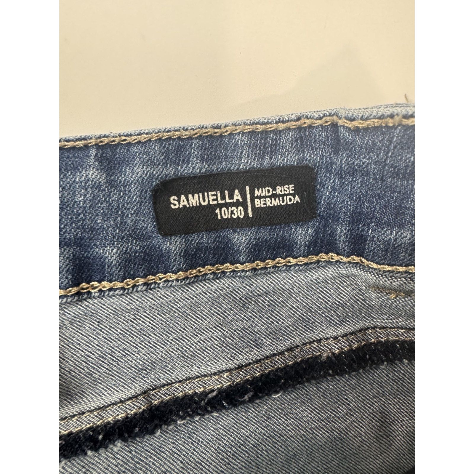 Other Buffalo David Bitton Jorts Samuella Mid-Rise Bermuda 10 / 30 Size 32" / US 10 / IT 46 - 9 Thumbnail