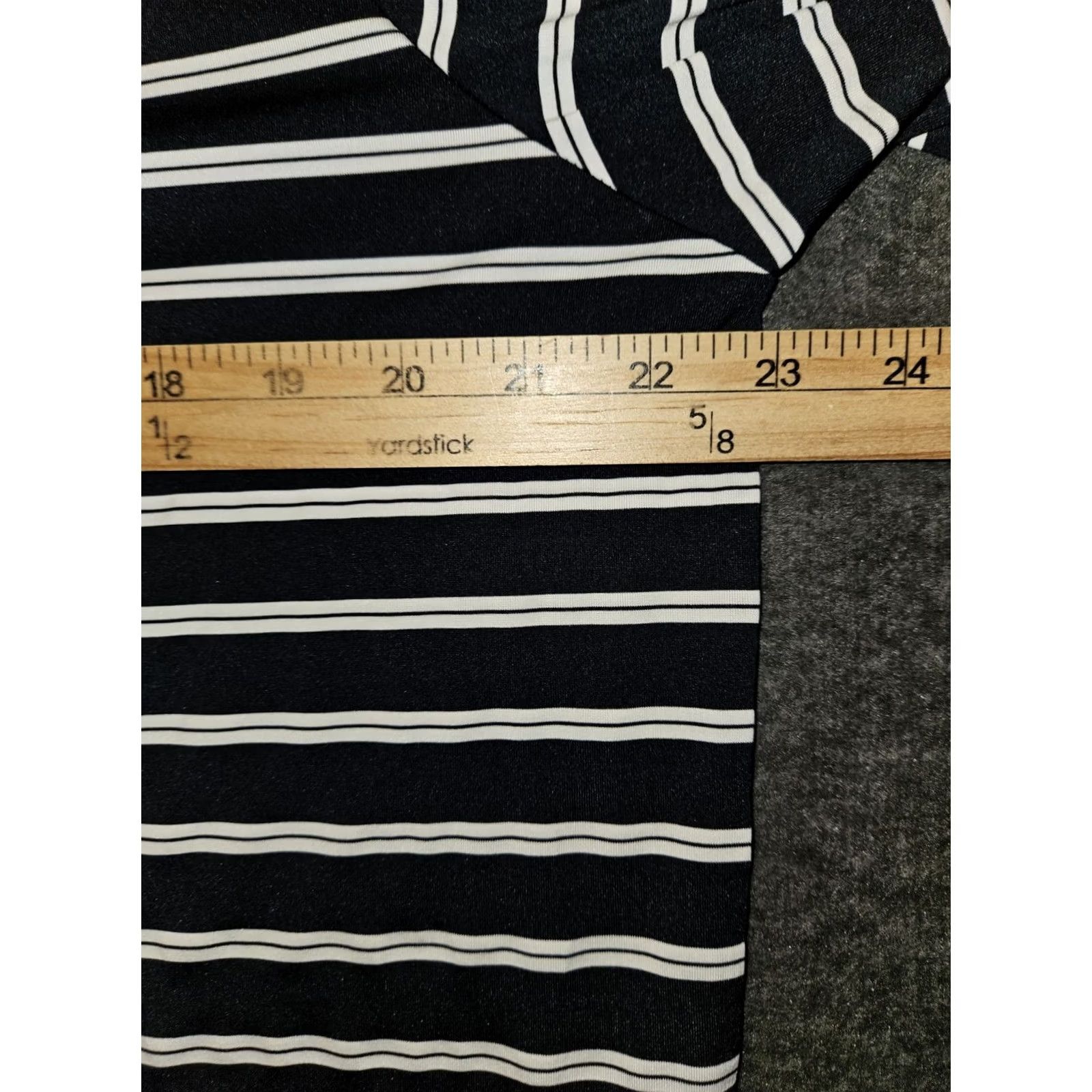 Ralph Lauren VINTAGE Ralph Lauren RLX Polo Blue Striped Short Sleeve Golf Rugby Active Shirt Mens L Blue Striped Embroidered Logo 90s Size US L / EU 52-54 / 3 - 3 Thumbnail