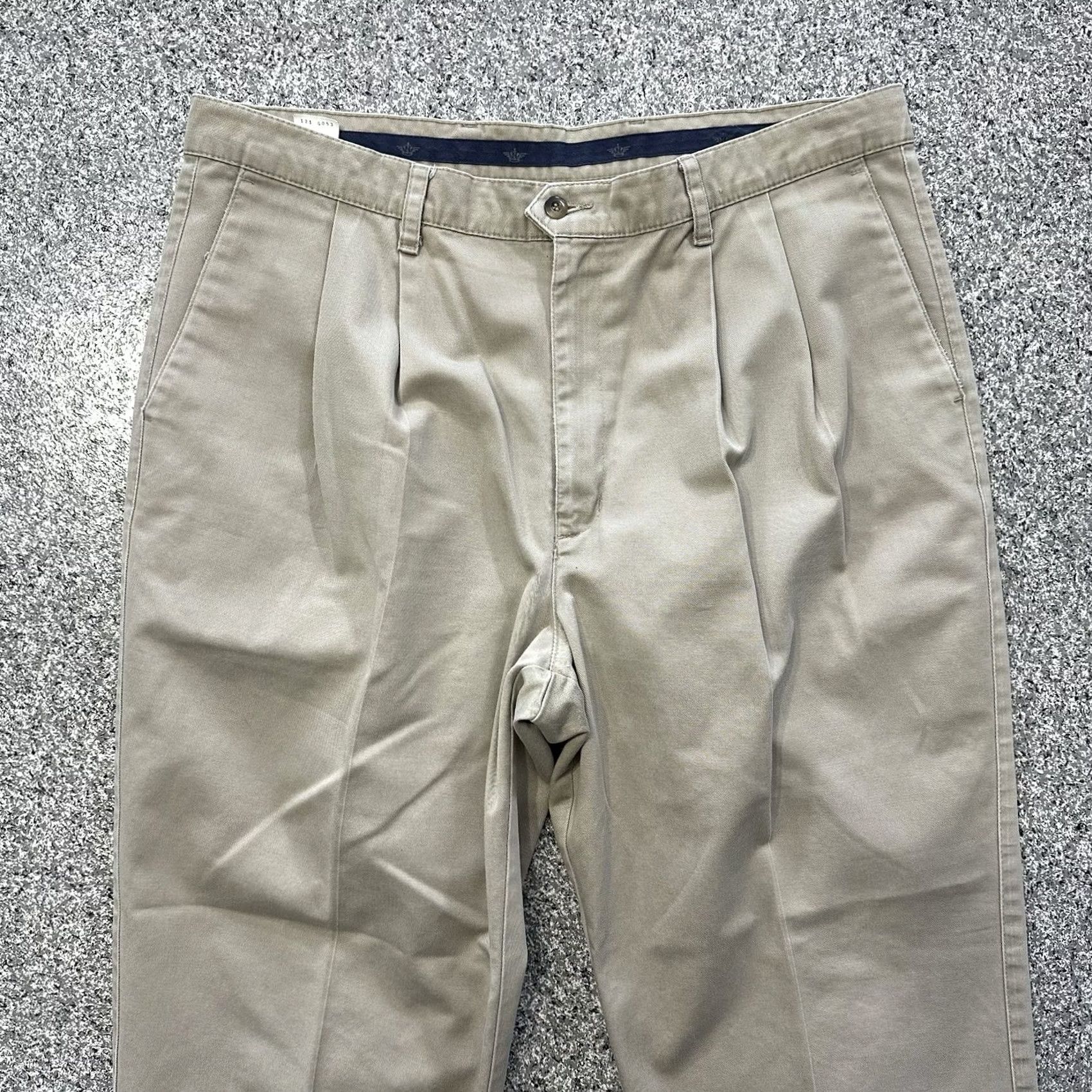 Dockers VINTAGE Dockers Khakis Pants Men 38x30 Slim Pleated Straight Cotton Beige Size US 38 / EU 54 - 3 Thumbnail