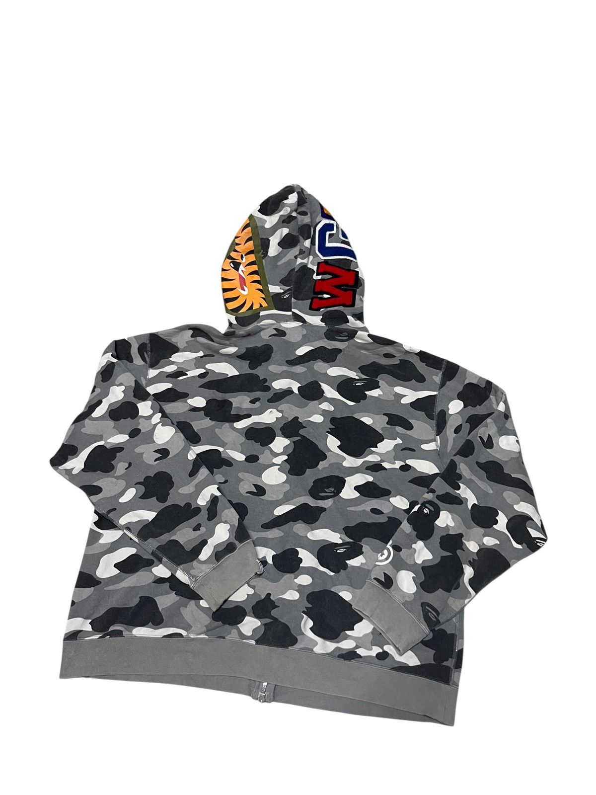 Bape Vintage Bape A Bathing Ape Camo Fullzipper Size US L / EU 52-54 / 3 - 8 Thumbnail