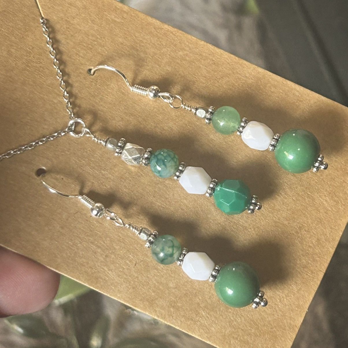 Handmade Handcrafted faceted milk glass dragon vein agate set Size ONE SIZE - 1 Thumbnail