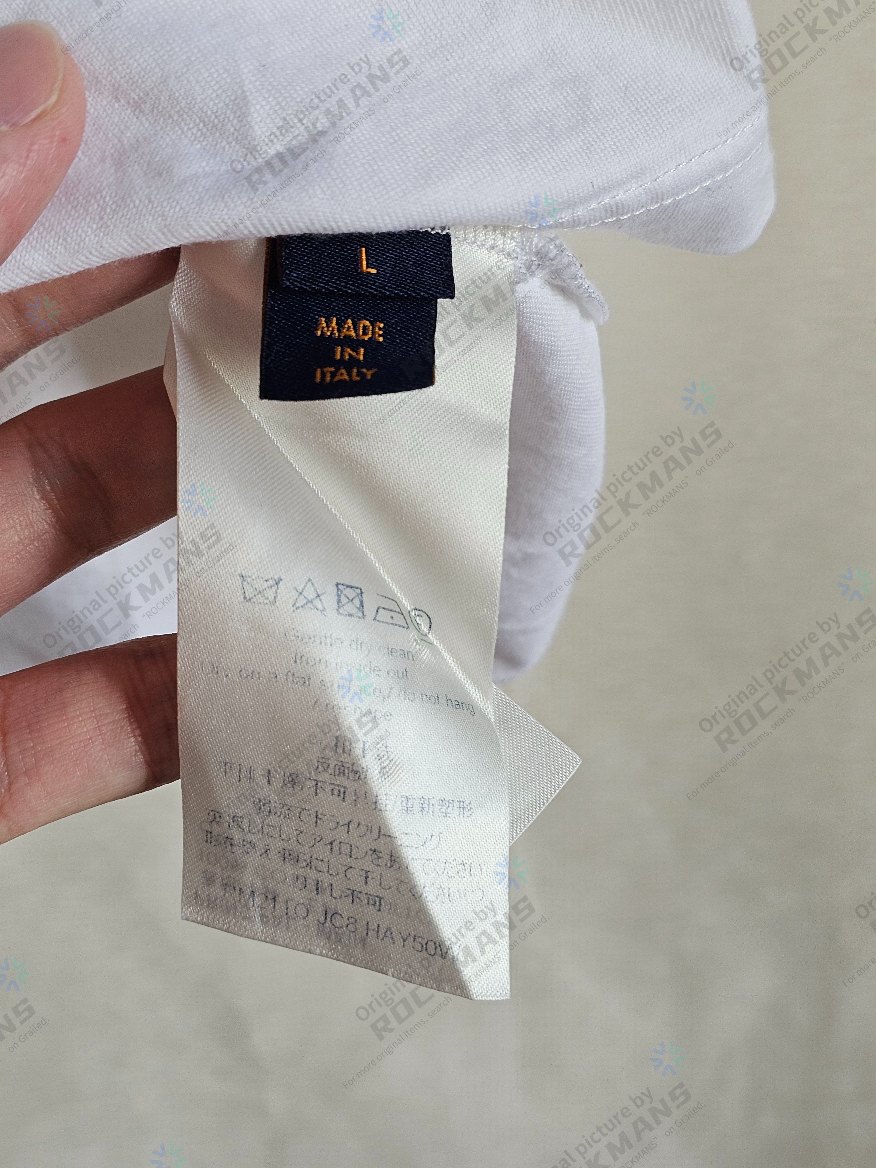 Louis Vuitton LOUIS VUITTON Men's Classic T-Shirt Size L Size US L / EU 52-54 / 3 - 5 Thumbnail