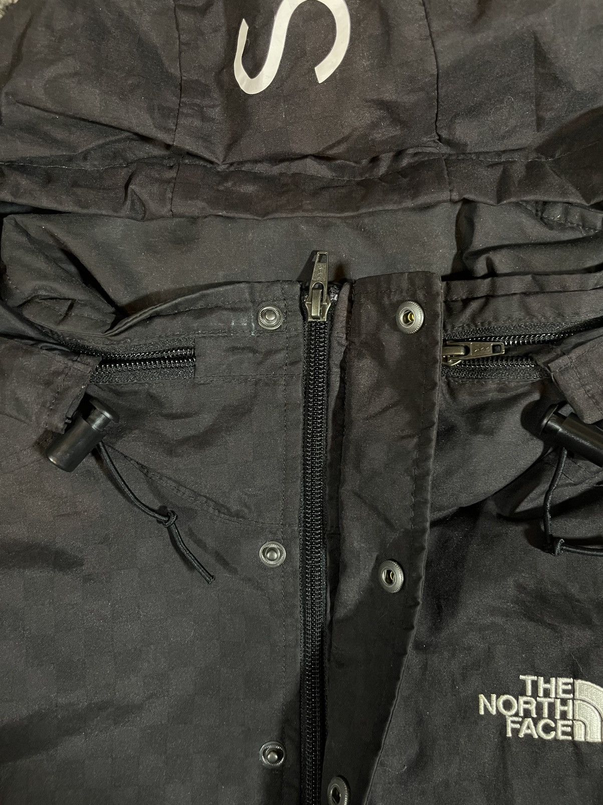 Supreme × The North Face 2011SS Supreme X TNFCheckered Windbreaker Jacket Black Size US M / EU 48-50 / 2 - 23 Thumbnail