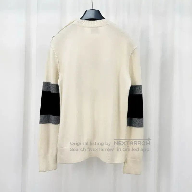 Burberry Burberry Cream Cashmere Knit Sweater. Size XXS / US 00 / IT 34 - 2 Thumbnail