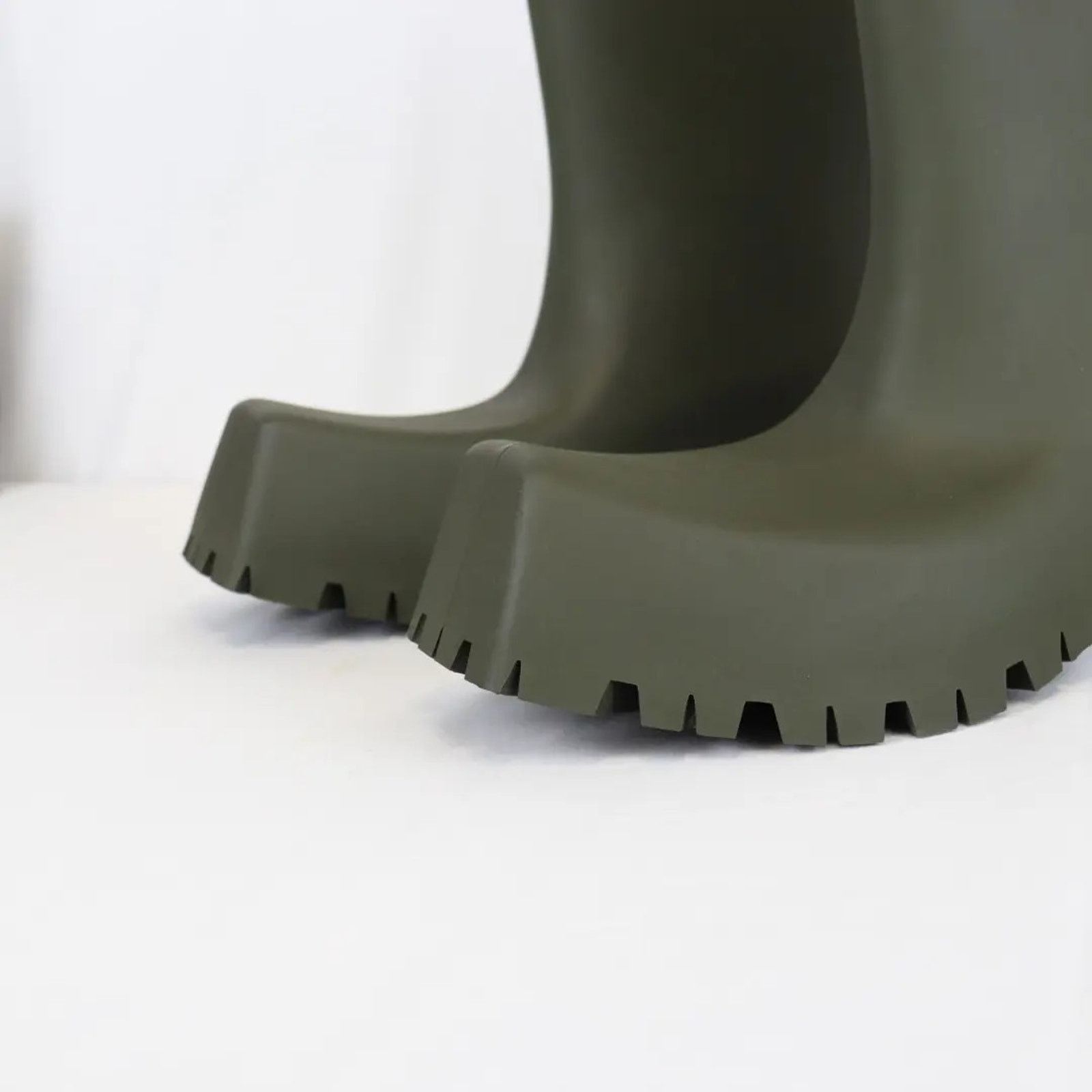 Balenciaga o1rshd1 Q:2 / Trooper Rubber Boots in Kaki Size US 9 / EU 42 - 2 Thumbnail