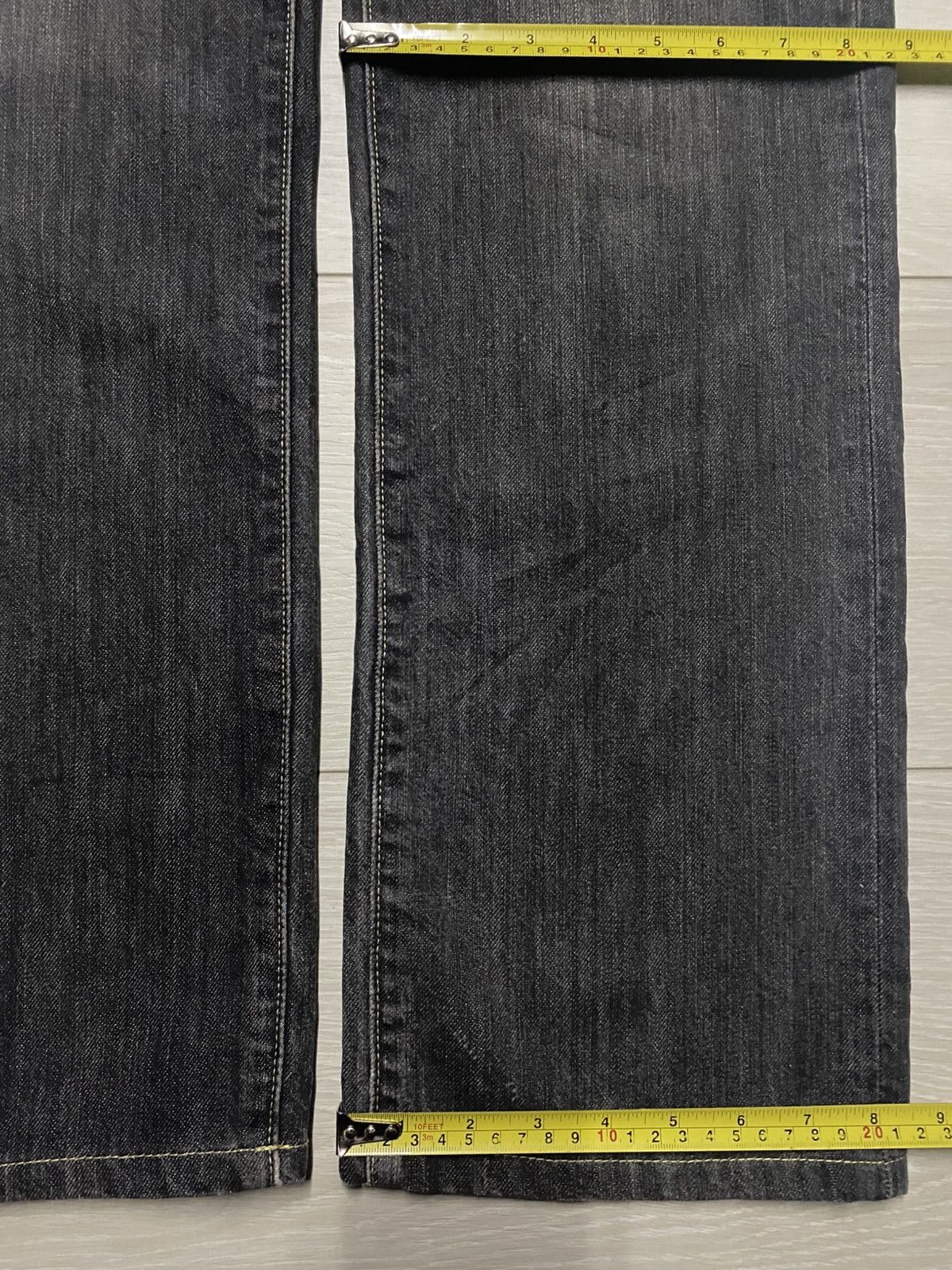 Uniqlo Vintage Japanese Brand Uniqlo Black Denim Loose Jeans Size US 34 / EU 50 - 13 Thumbnail