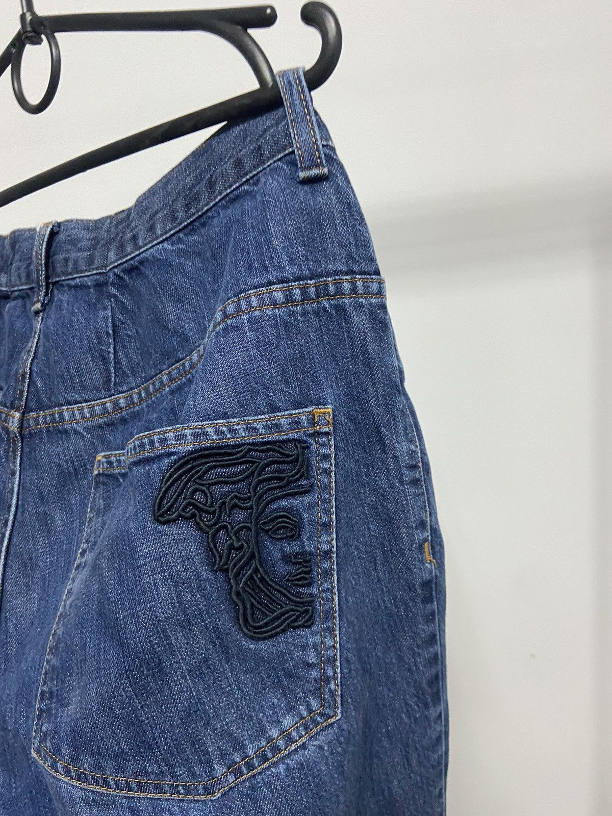 Versace × Vintage Versace jeans pants logo pocket vintage luxury Size US 32 / EU 48 - 3 Thumbnail