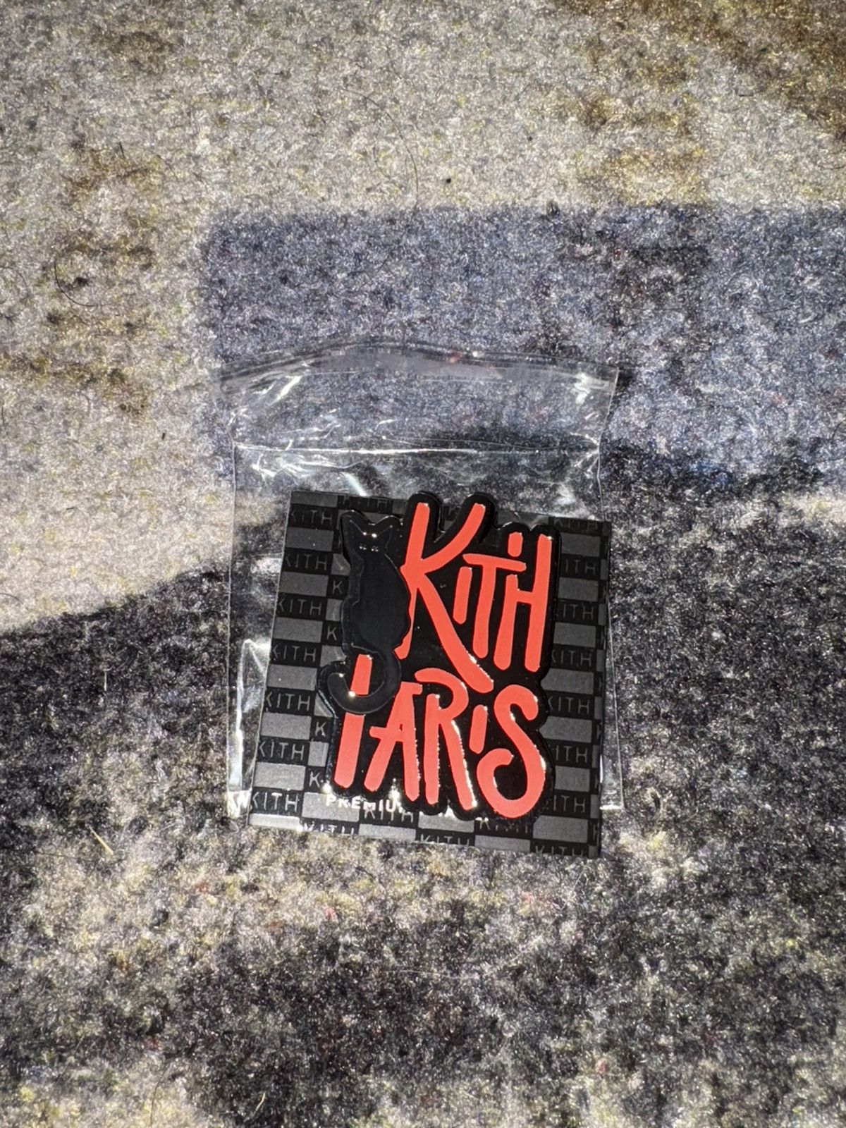 Kith Kith Paris Instore Exclusive Pin Size ONE SIZE - 2 Thumbnail