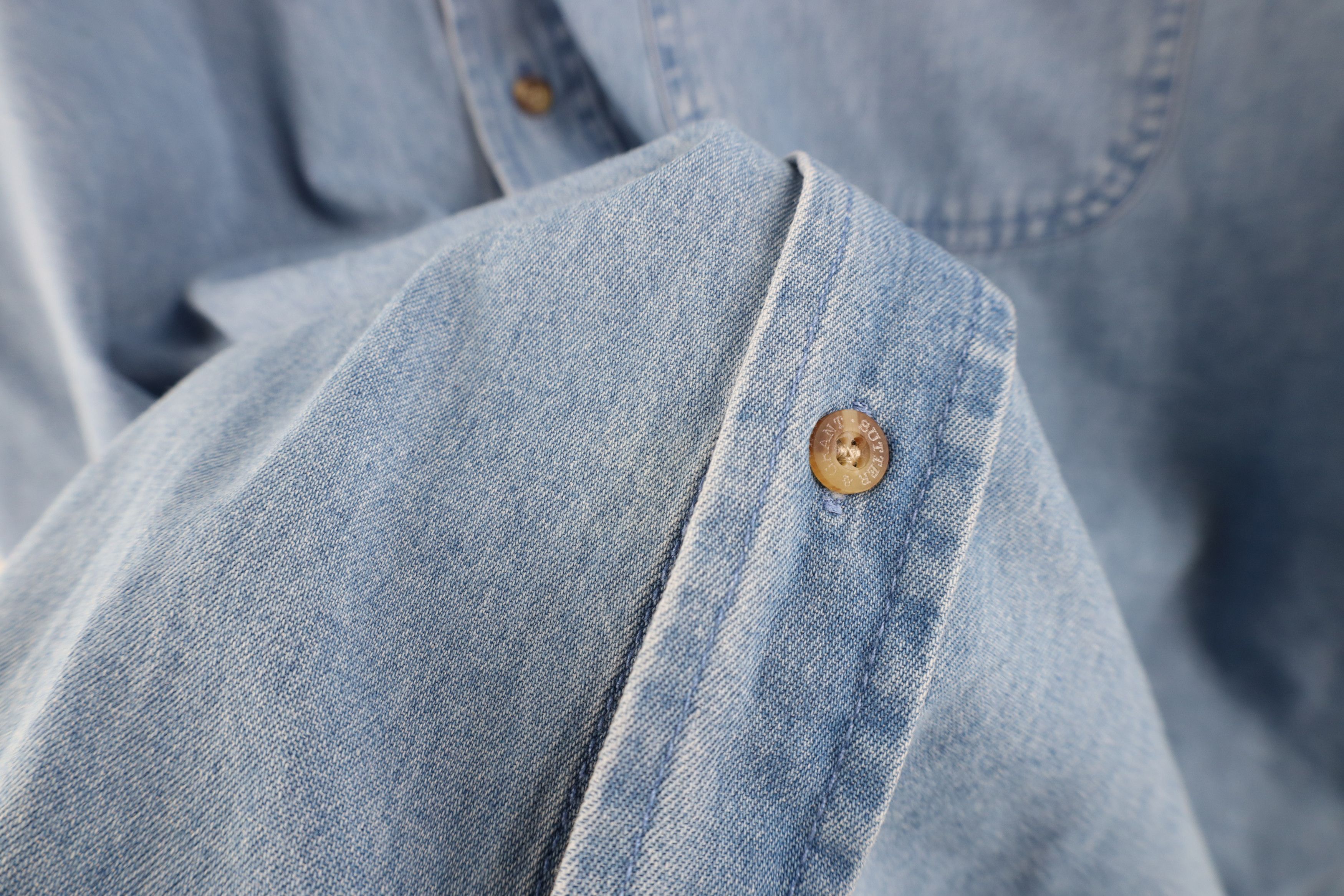 Vintage Vintage 90s Streetwear Stonewashed Denim Button Down Shirt Size US XL / EU 56 / 4 - 8 Thumbnail