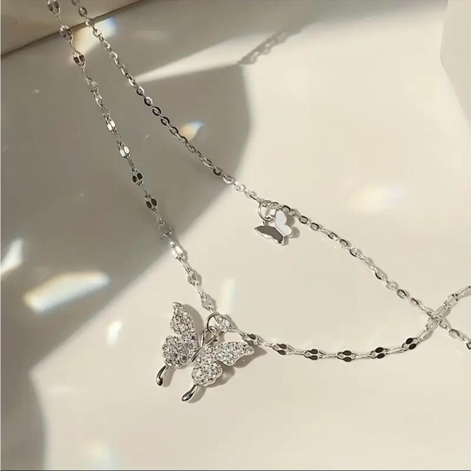 Designer Dainty Silver Plated Double Chain Butterfly Necklace NWT Size ONE SIZE - 2 Thumbnail